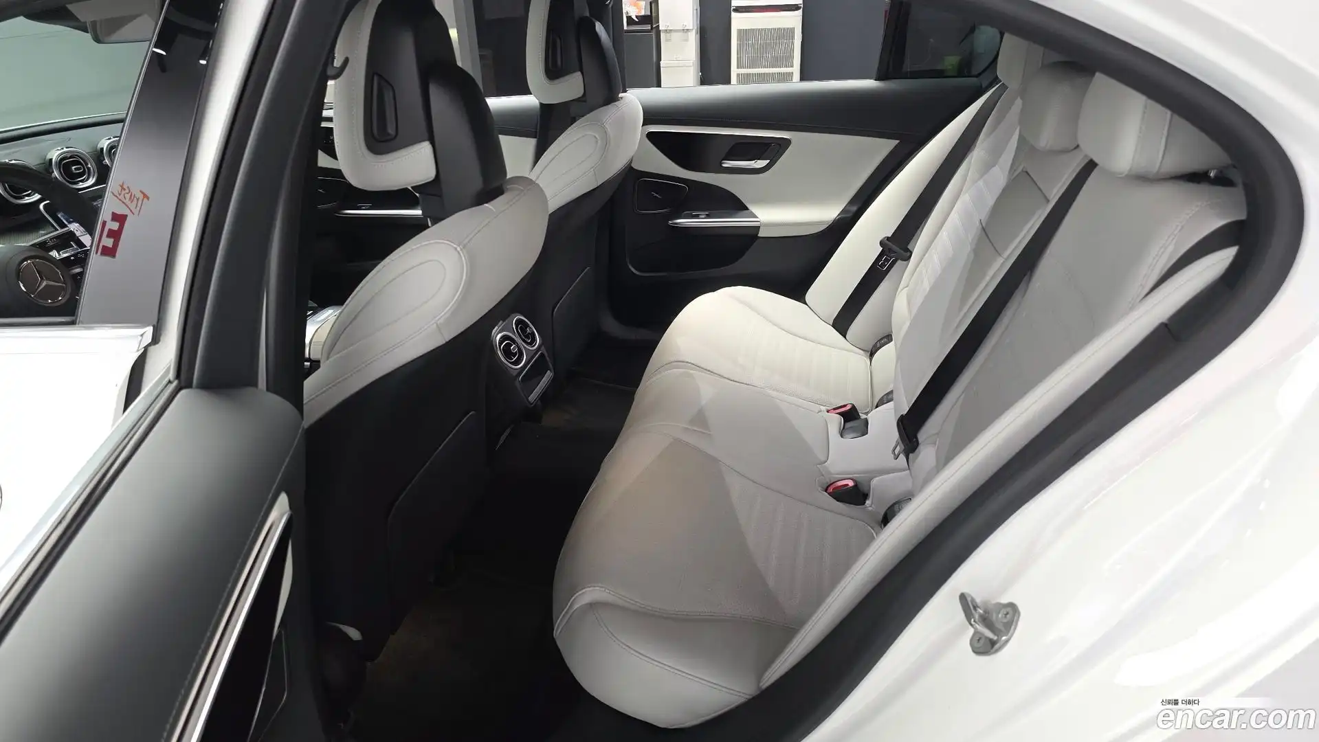C-Class Mercedes-Benz 2022.11-INNER-036