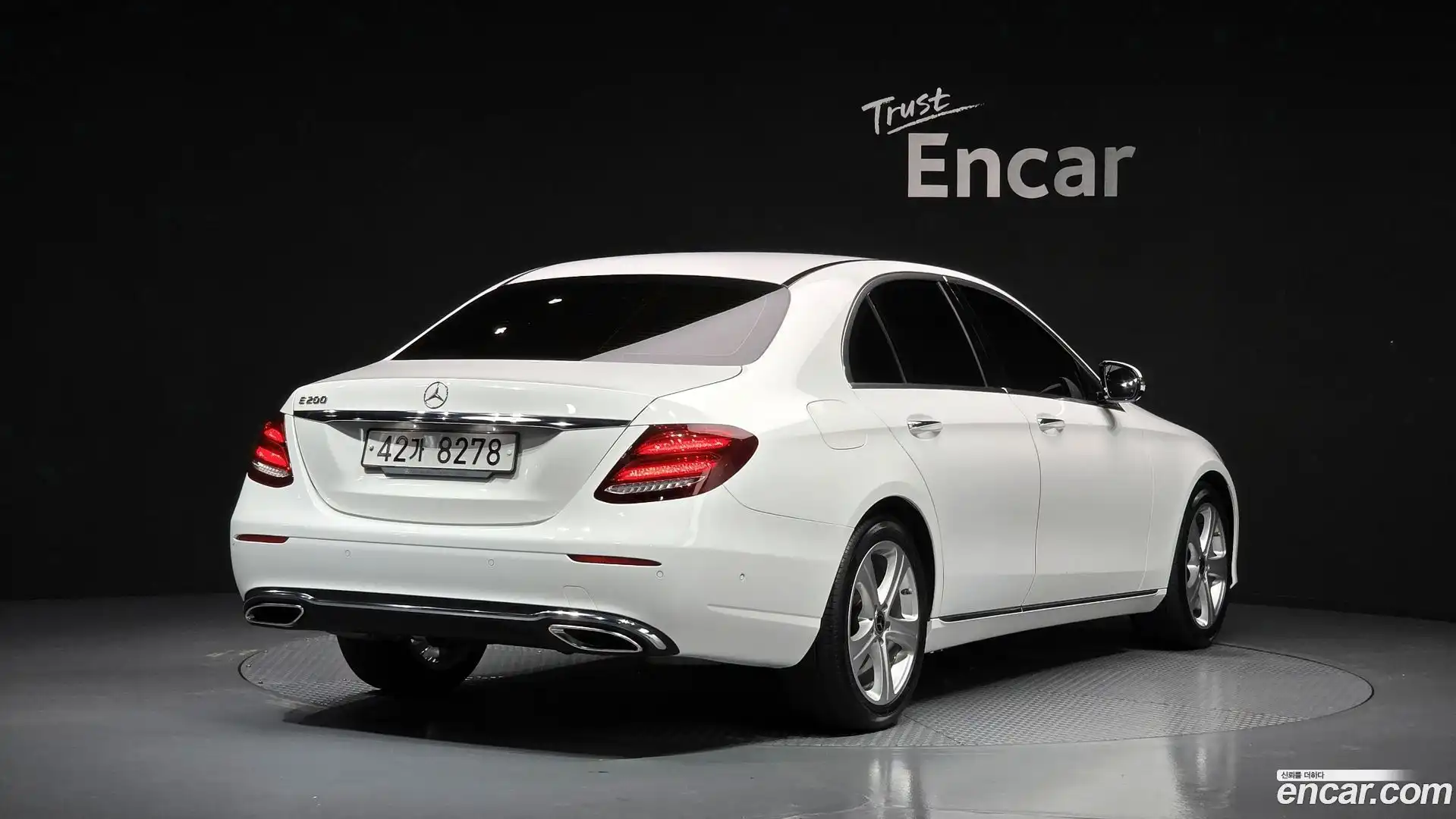 E-Class Mercedes-Benz 2018.3-OUTER-002