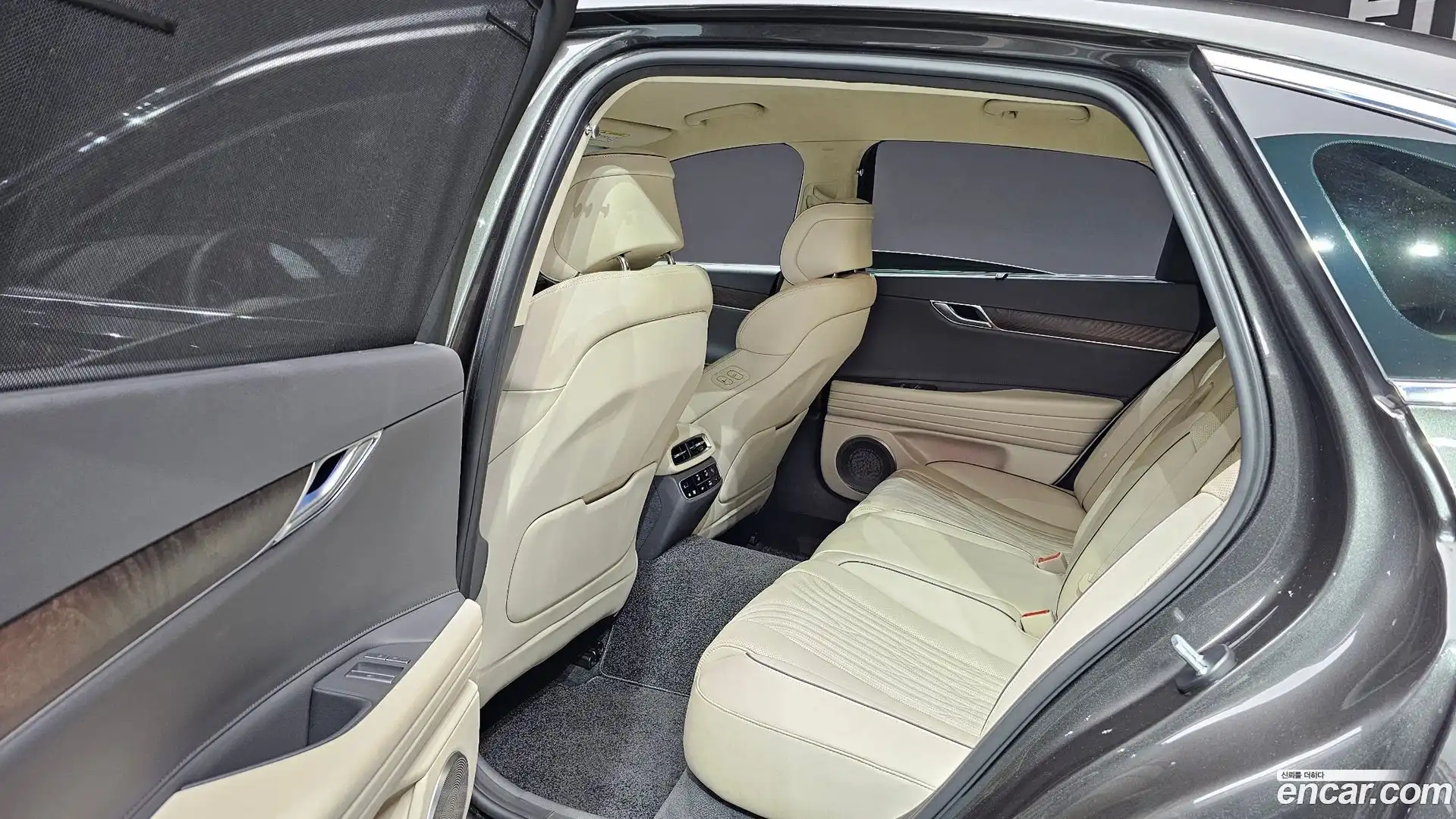 G80 Genesis 2022.2-OPTION-015