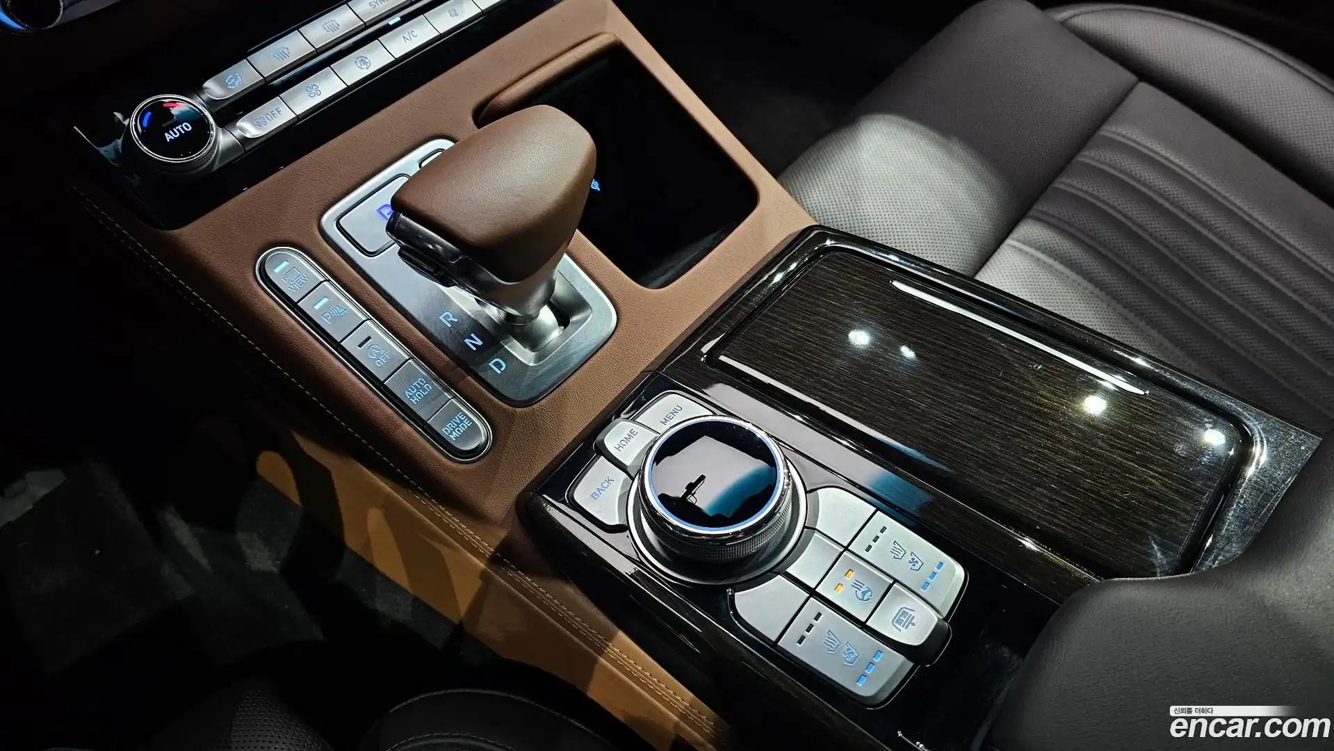 G90 Genesis 2020.11-INNER-009