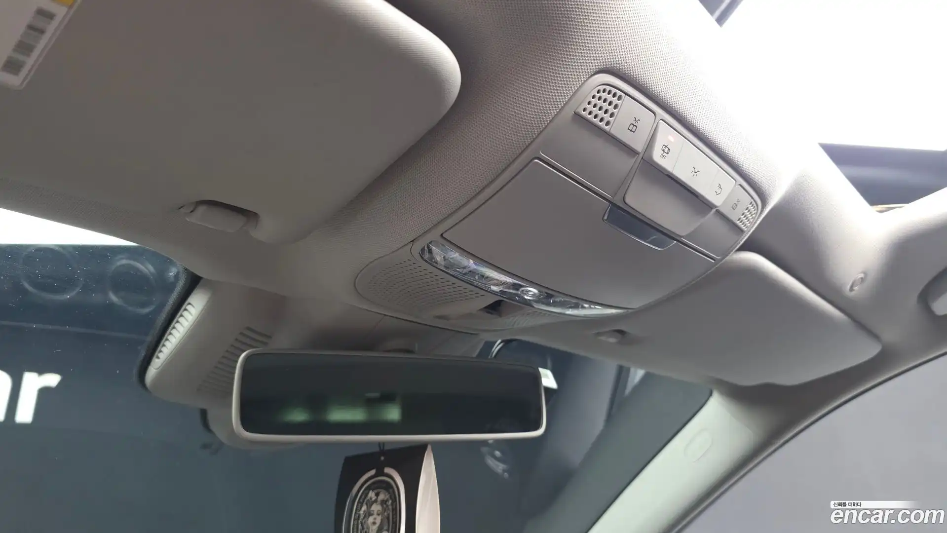 E-Class Mercedes-Benz 2017.0-OPTION-023