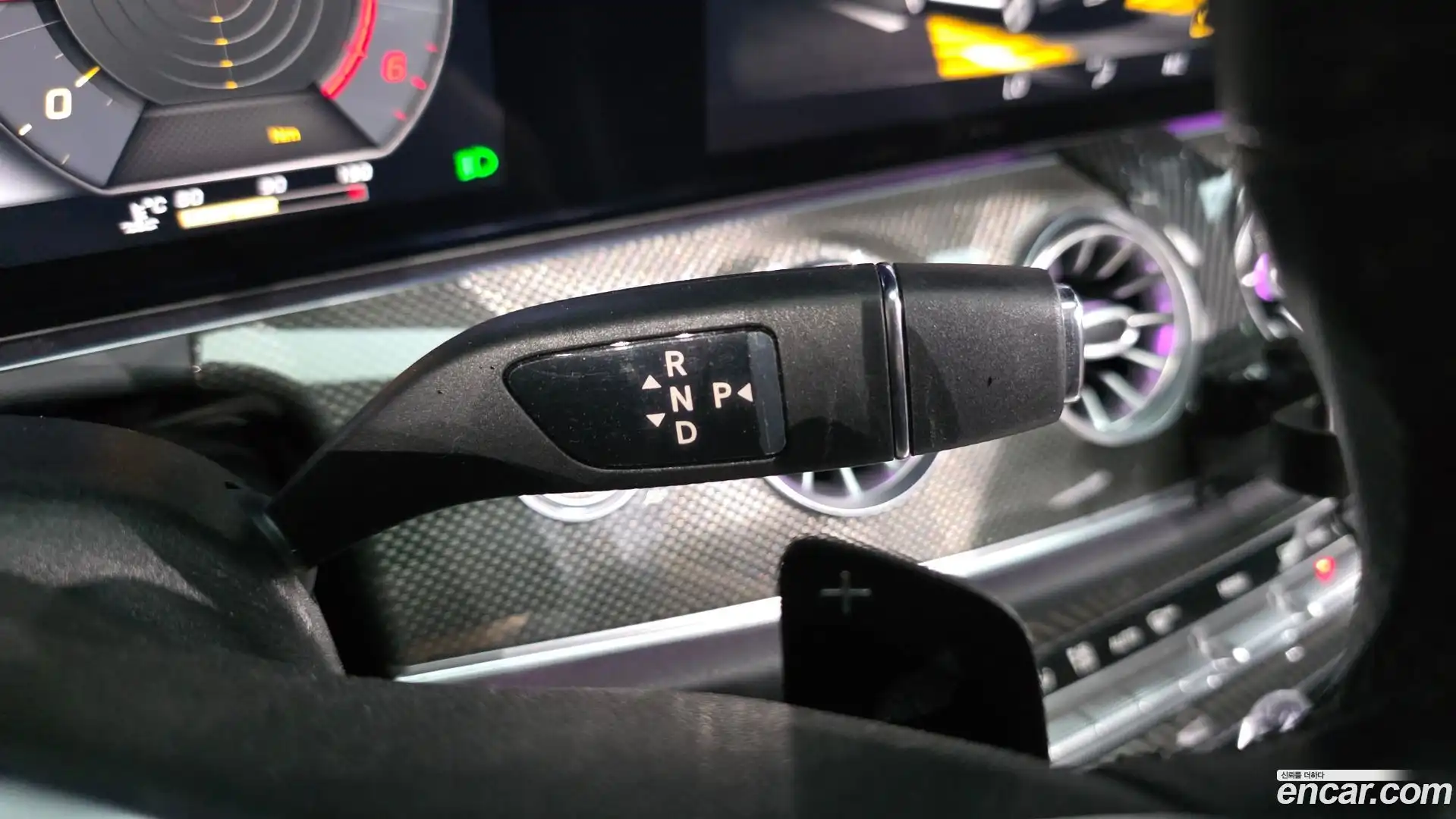 CLS-Class Mercedes-Benz 2019.11-INNER-009