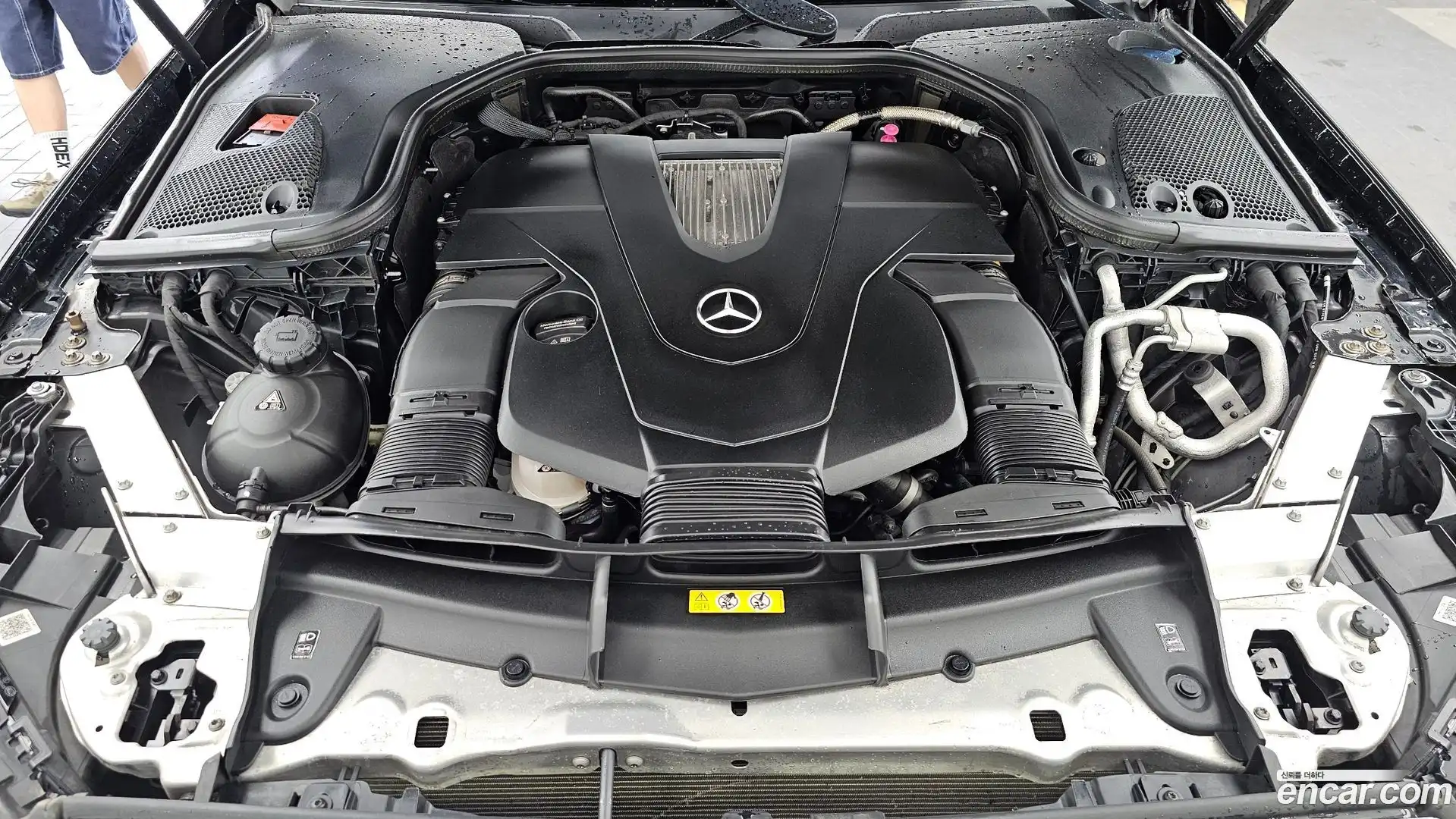 E-Class Mercedes-Benz 2019.6-OUTER-006