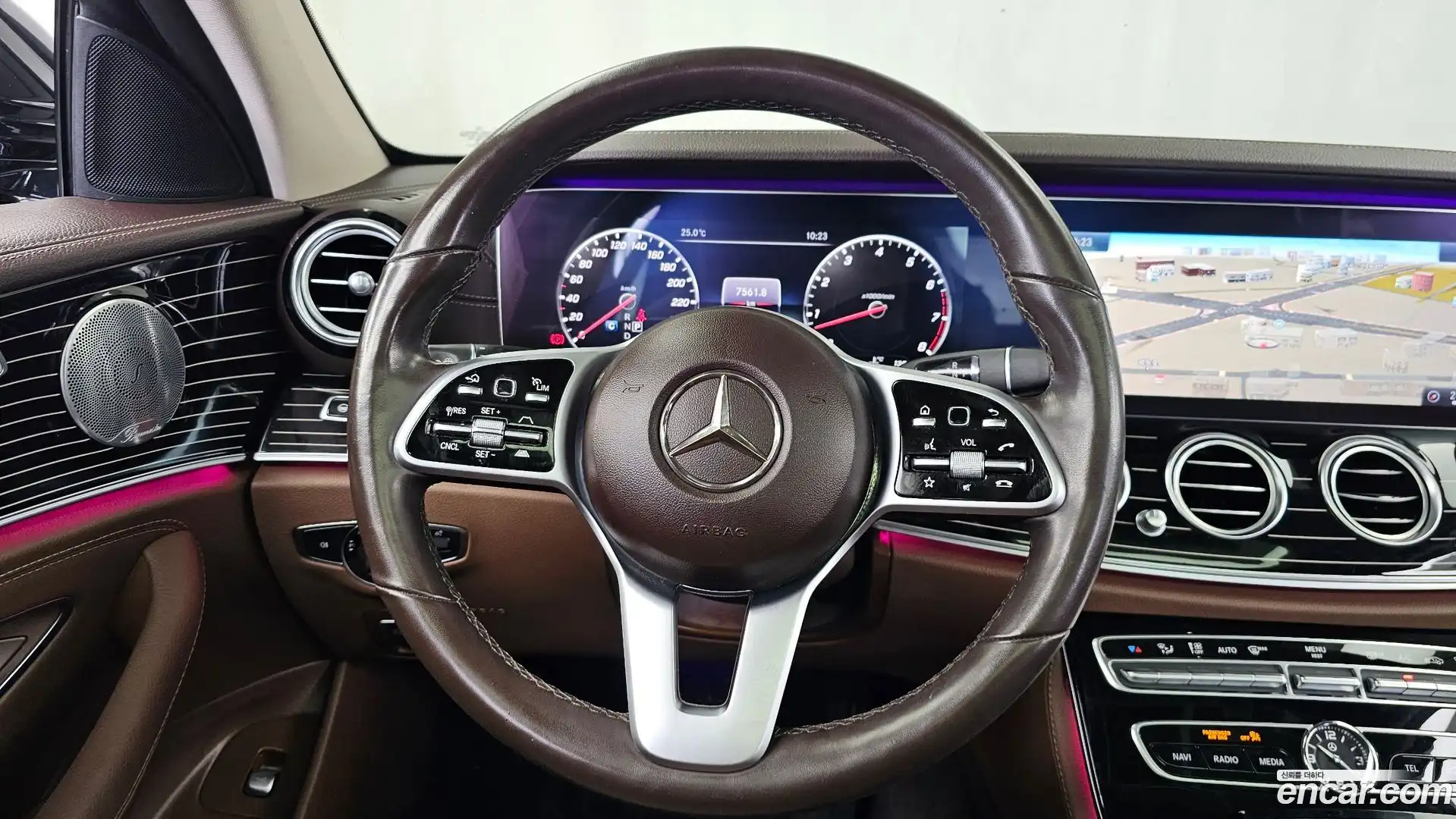 E-Class Mercedes-Benz 2019.6-OPTION-017