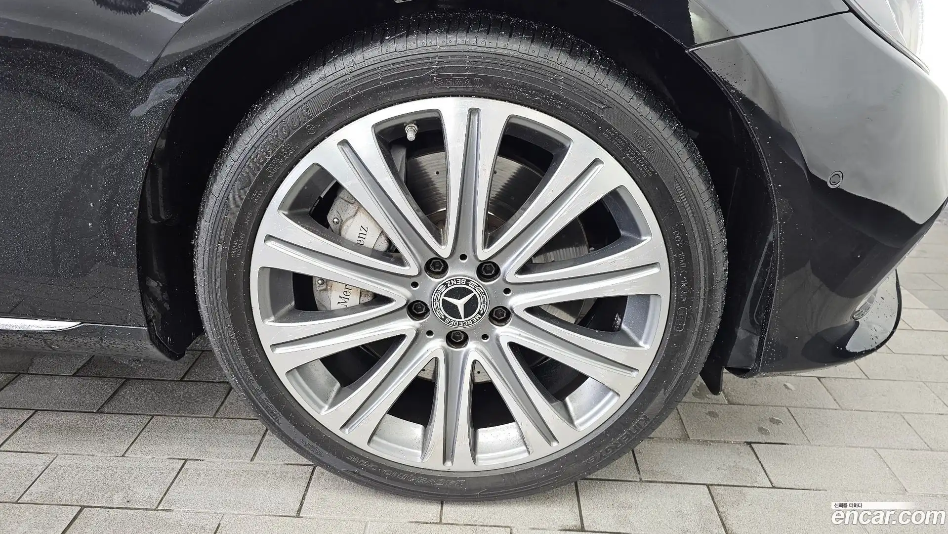 E-Class Mercedes-Benz 2019.6-OUTER-031