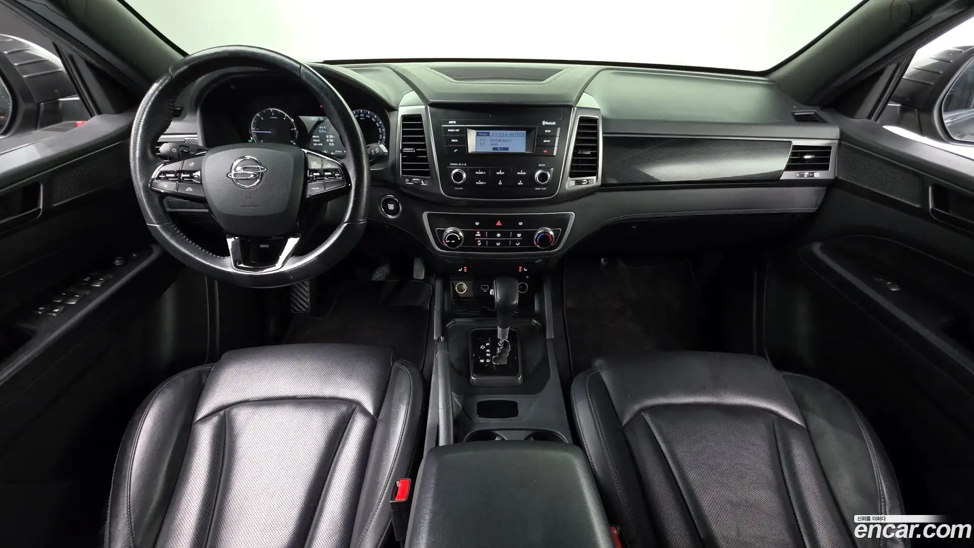 Rexton KG Mobility 2021.8-INNER-007