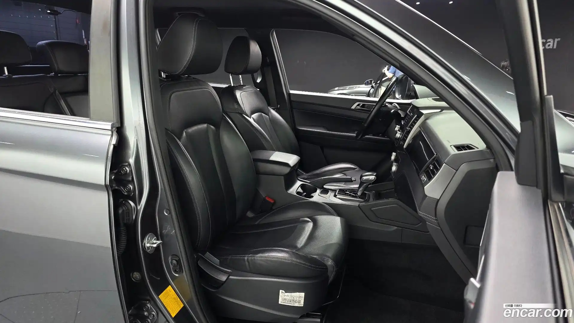 Rexton KG Mobility 2021.8-OPTION-015