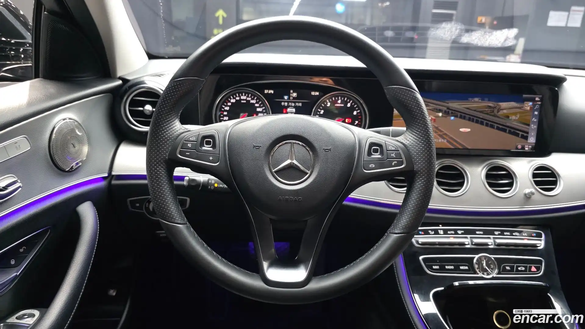 E-Class Mercedes-Benz 2018.2-OPTION-017
