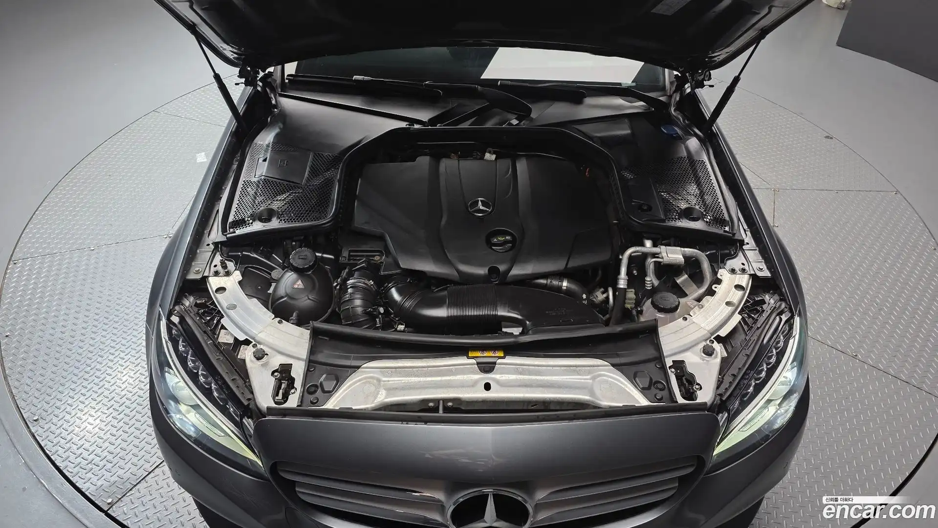 C-Class Mercedes-Benz 2017.7-OUTER-006