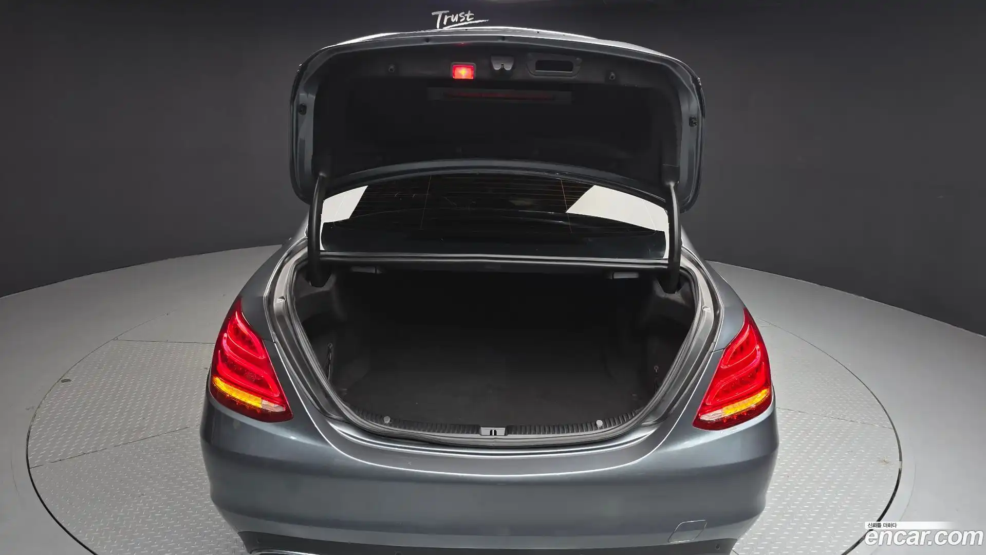 C-Class Mercedes-Benz 2017.7-OPTION-024