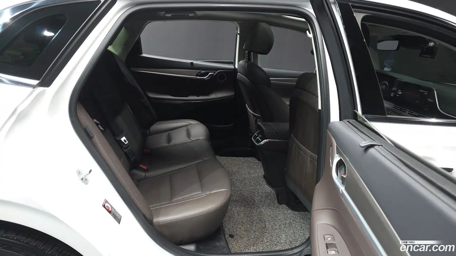 Grandeur Hyundai 2020.10-OPTION-016