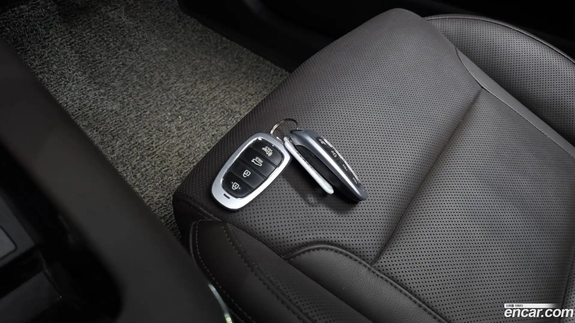 Grandeur Hyundai 2020.10-OPTION-021
