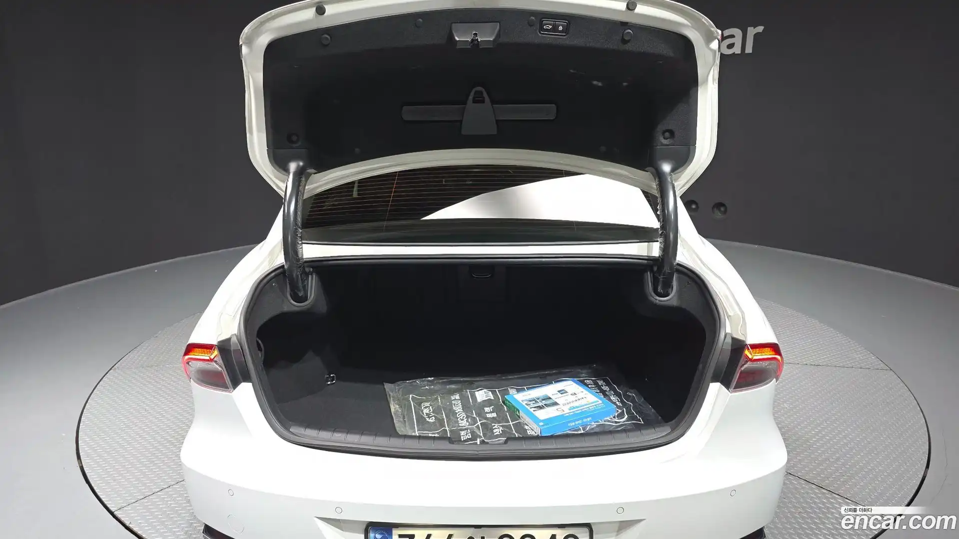 Grandeur Hyundai 2020.10-OPTION-024