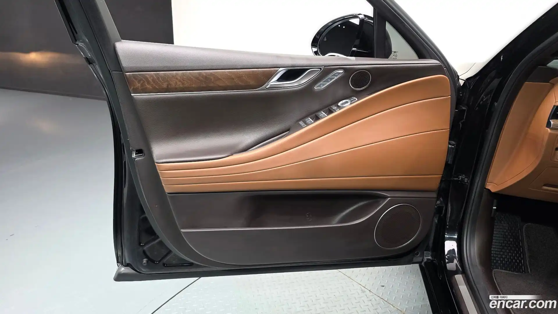G80 Genesis 2021.7-INNER-034