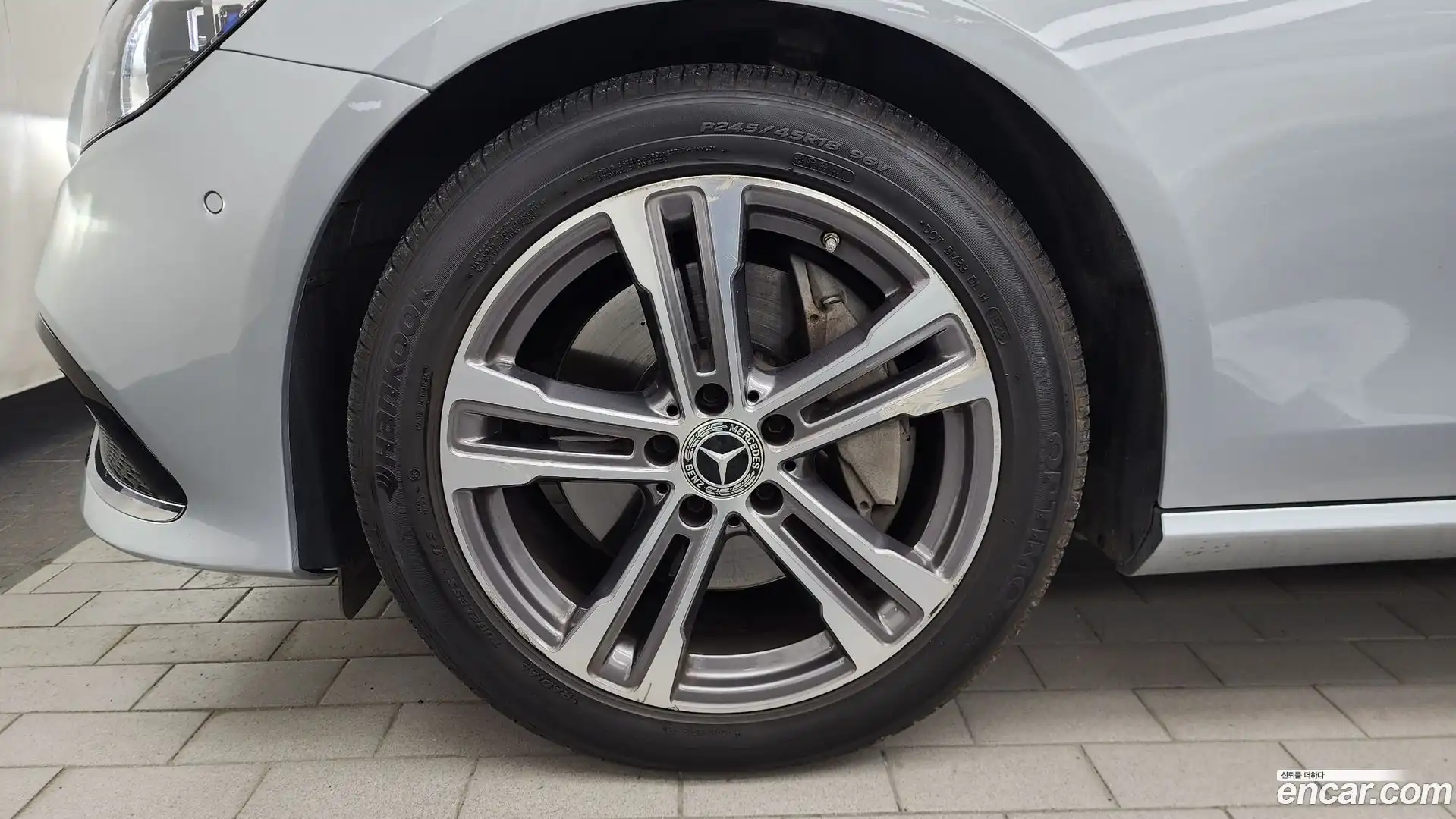 E-Class Mercedes-Benz 2022.6-OUTER-005