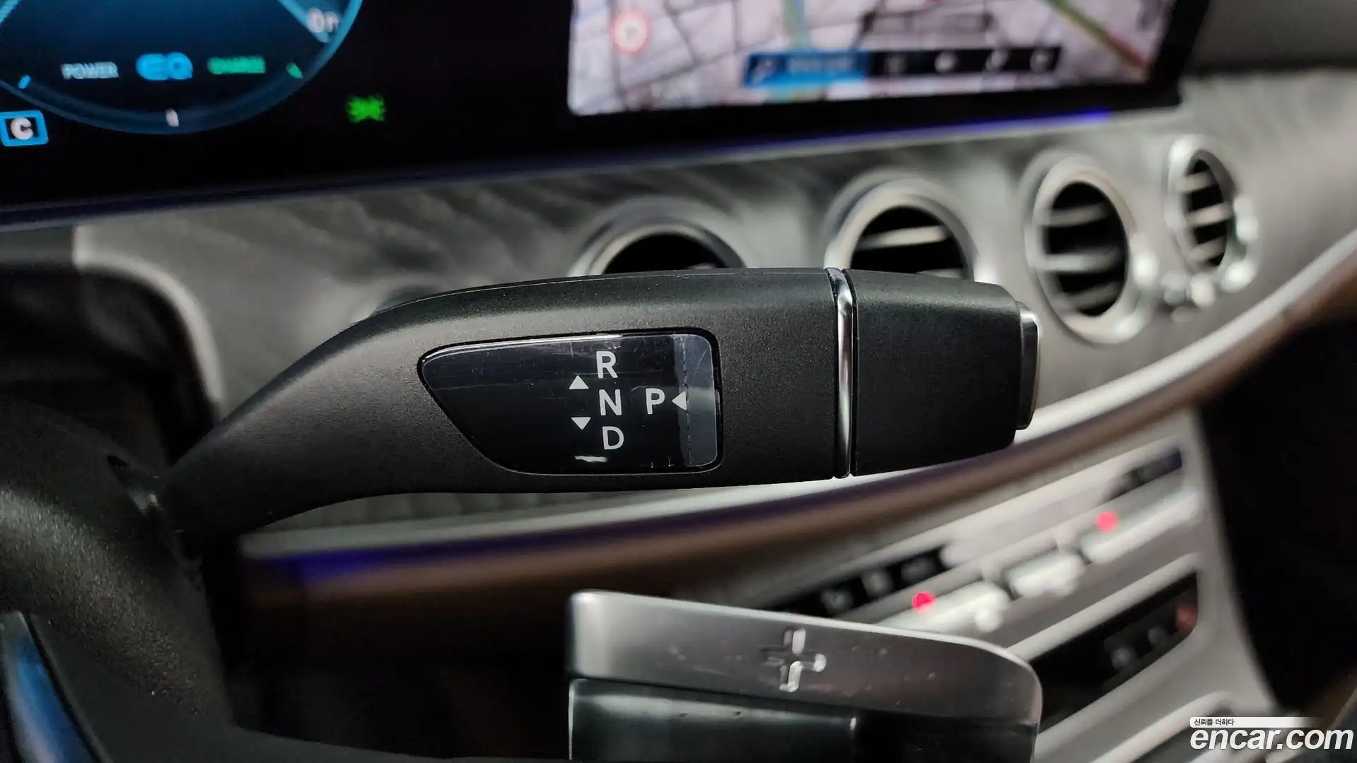 E-Class Mercedes-Benz 2022.6-INNER-009