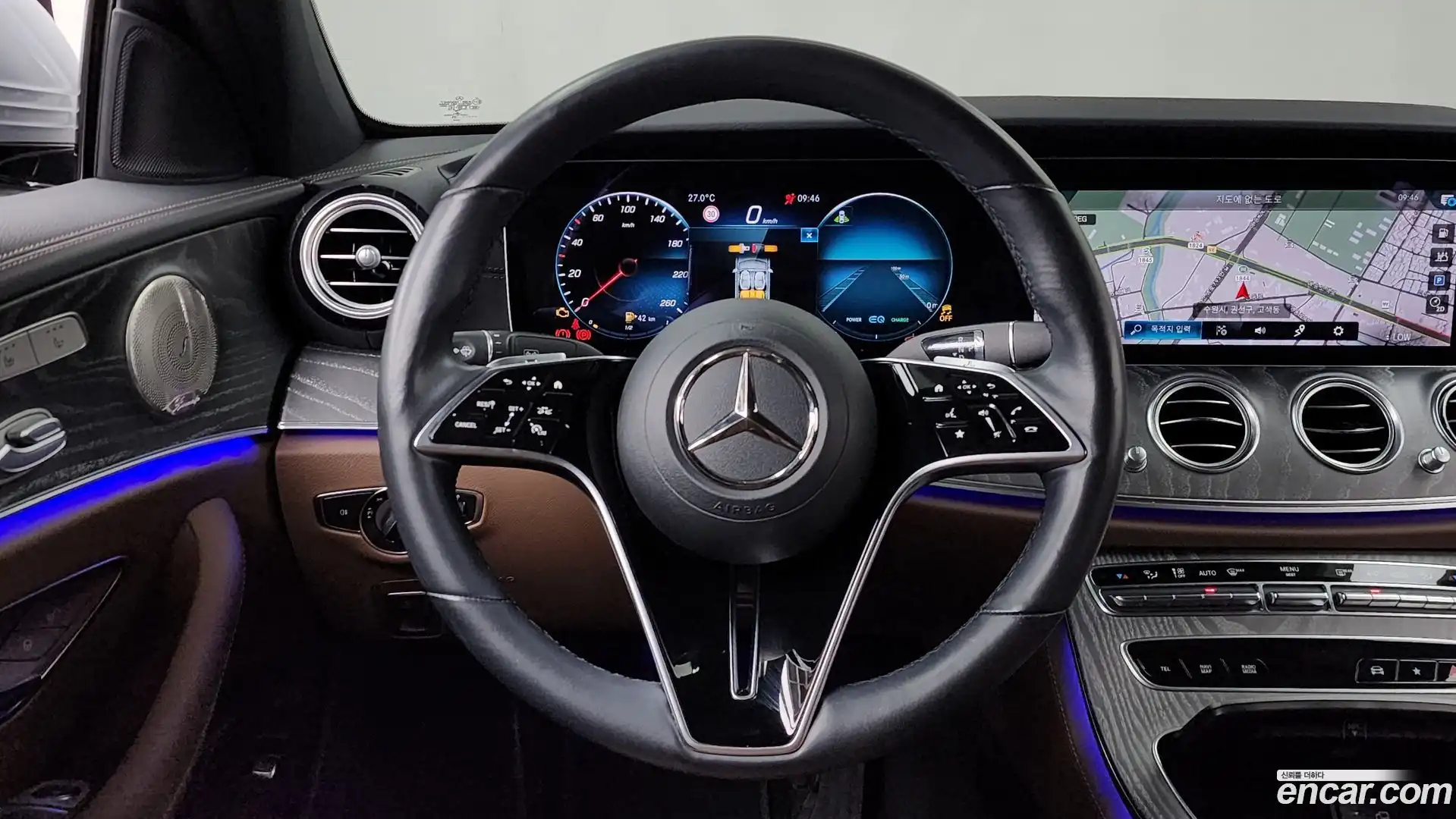 E-Class Mercedes-Benz 2022.6-OPTION-017