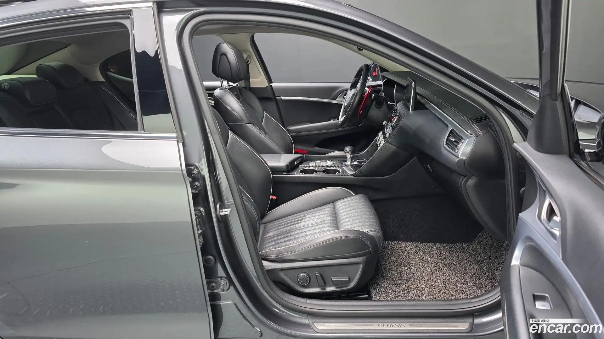 G70 Genesis 2018.0-OPTION-015