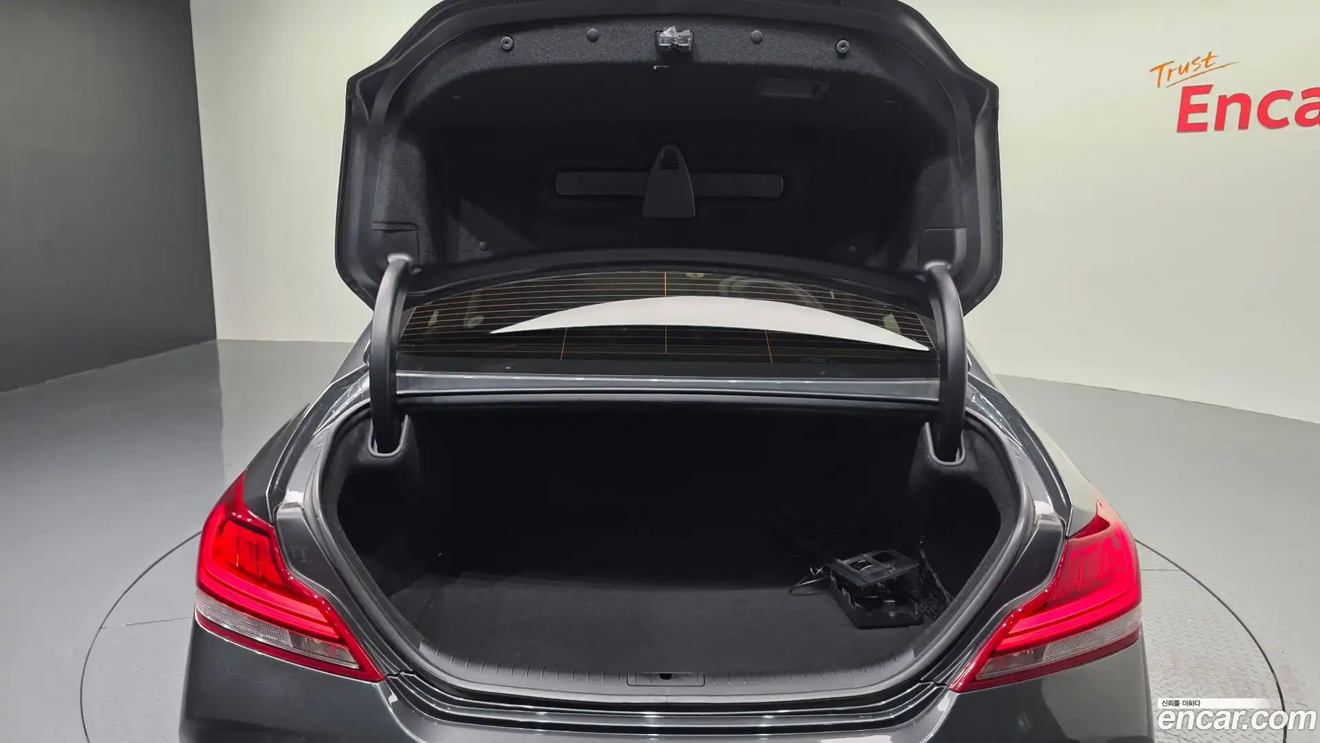 G70 Genesis 2018.0-OPTION-024