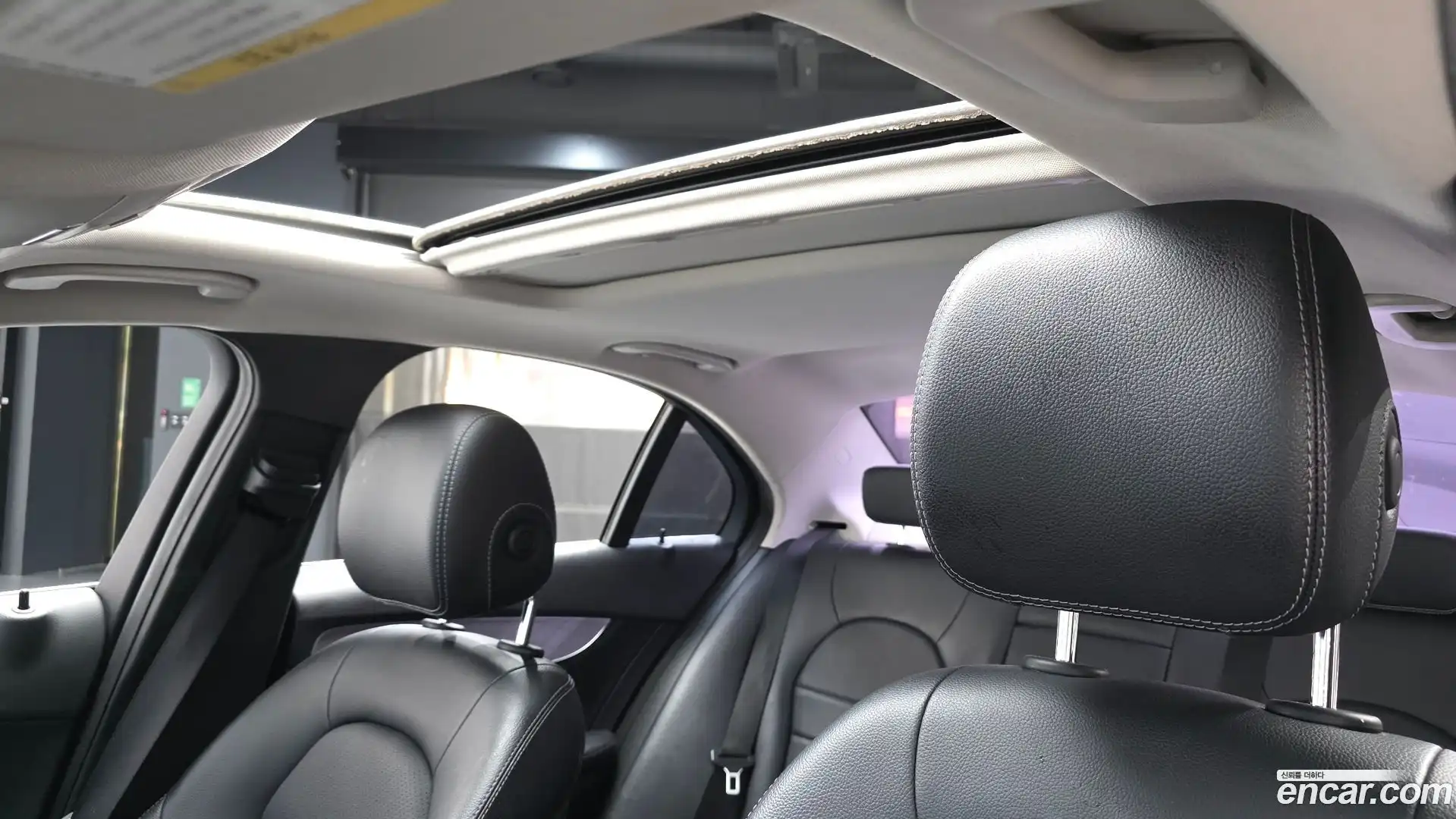 C-Class Mercedes-Benz 2015.9-OPTION-023
