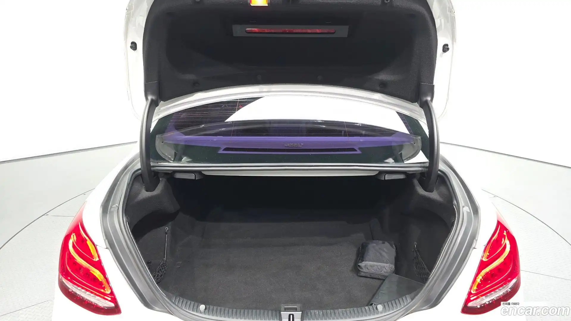 C-Class Mercedes-Benz 2015.9-OPTION-024