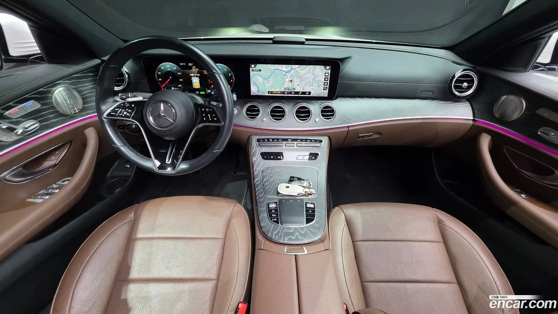 E-Class Mercedes-Benz 2022.3-INNER-007