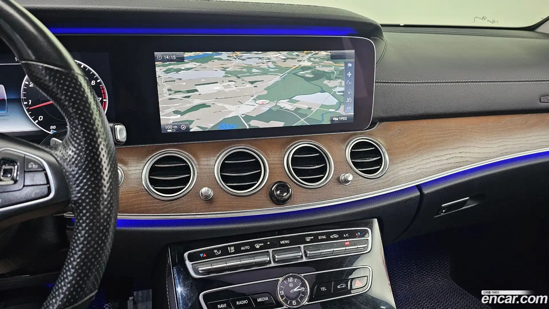 E-Class Mercedes-Benz 2017.5-OPTION-018
