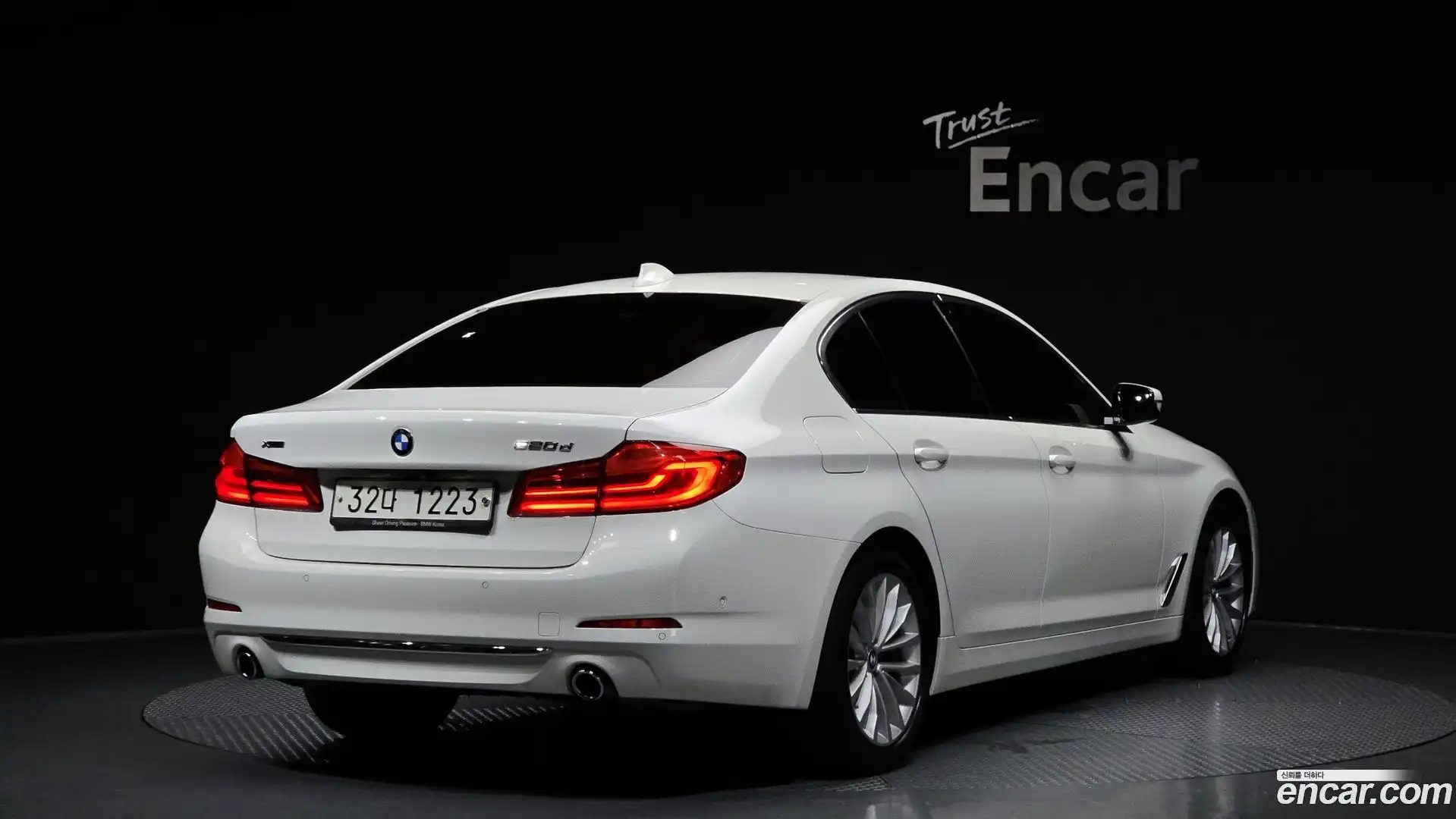 5-Series BMW 2019.6-OUTER-002
