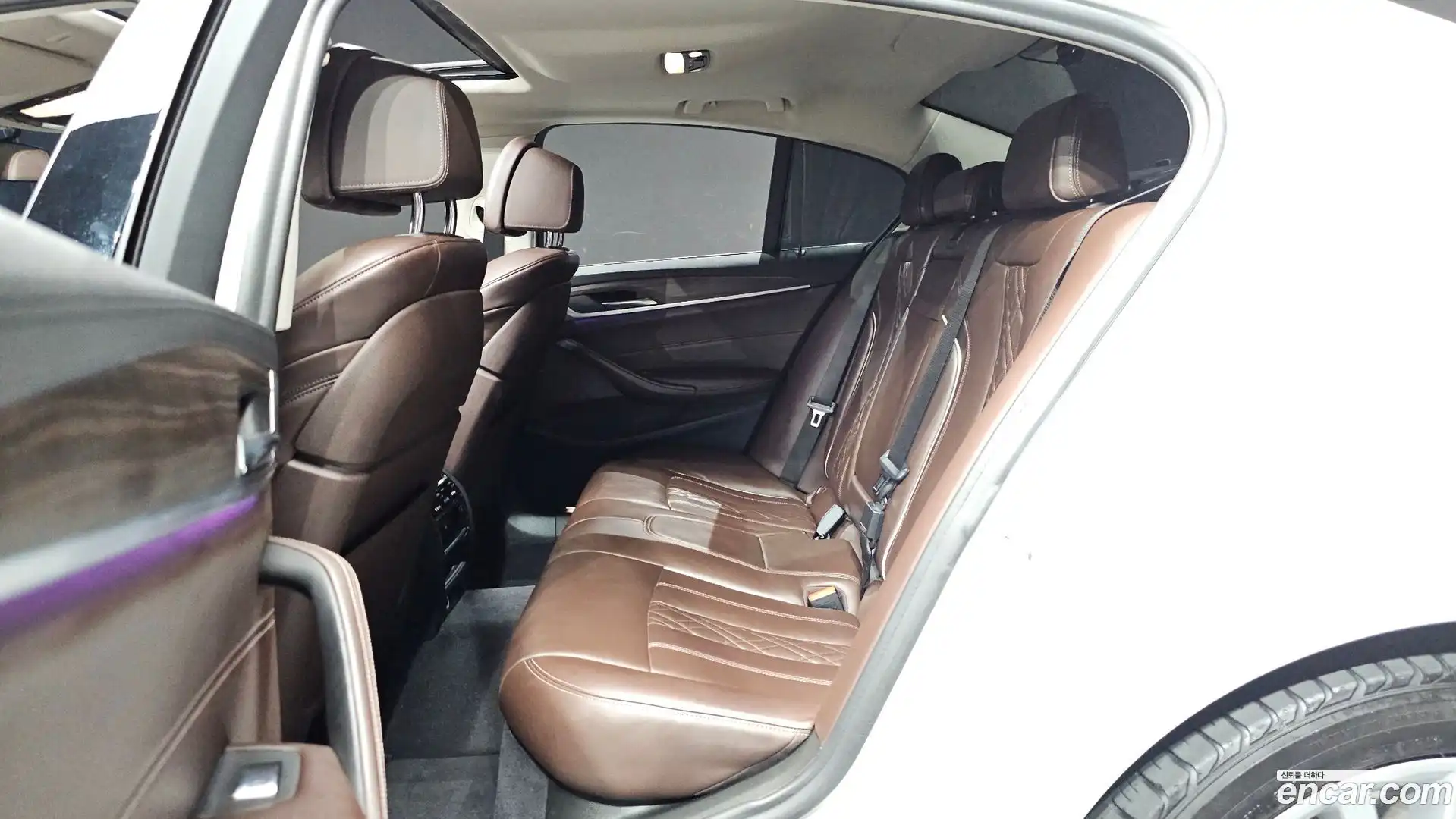 5-Series BMW 2019.6-INNER-036
