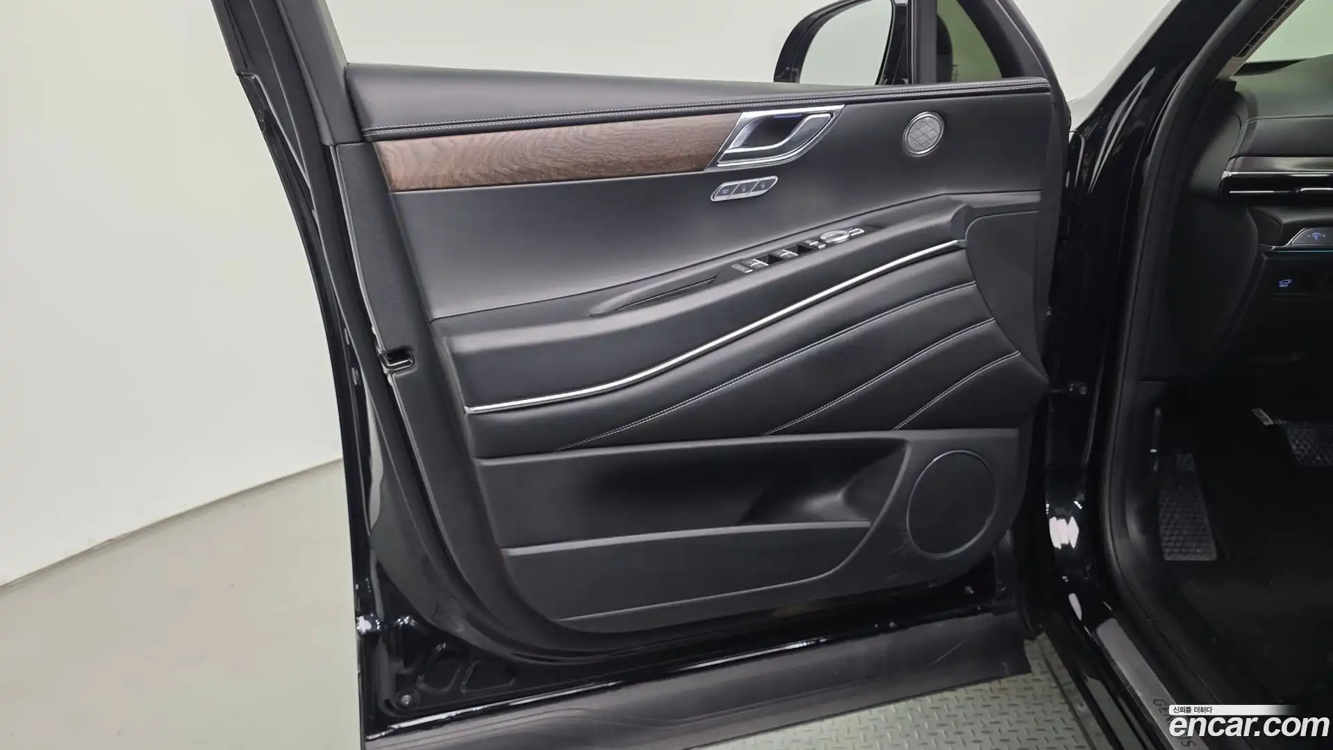 GV80 Genesis 2023.11-INNER-034