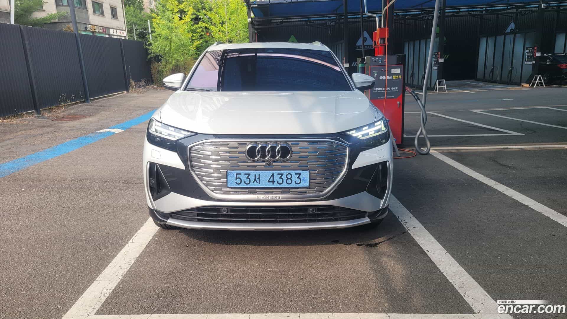 Q4 e-tron Audi 2025.7-OUTER-005