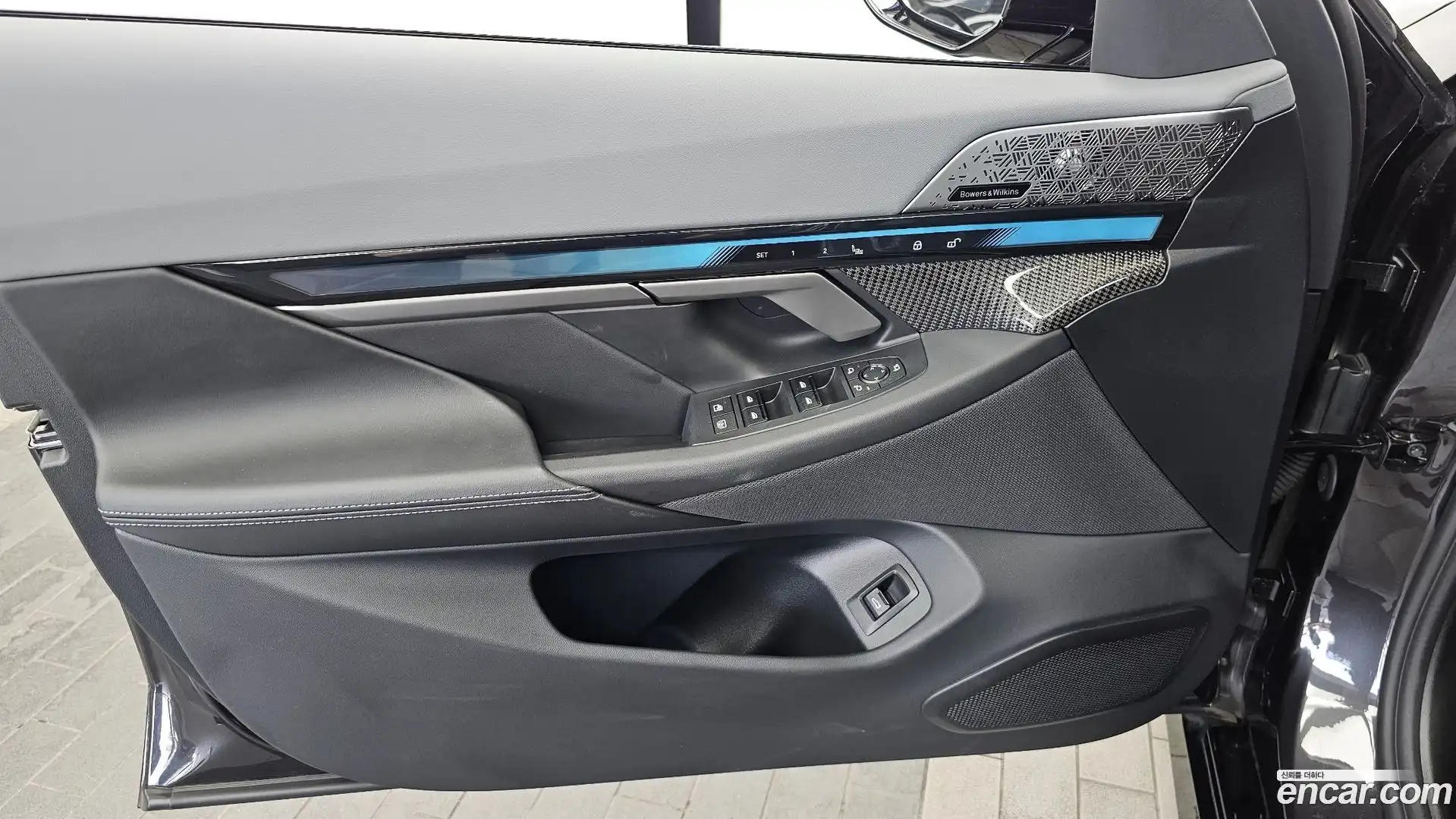 5-Series BMW 2025.0-INNER-034