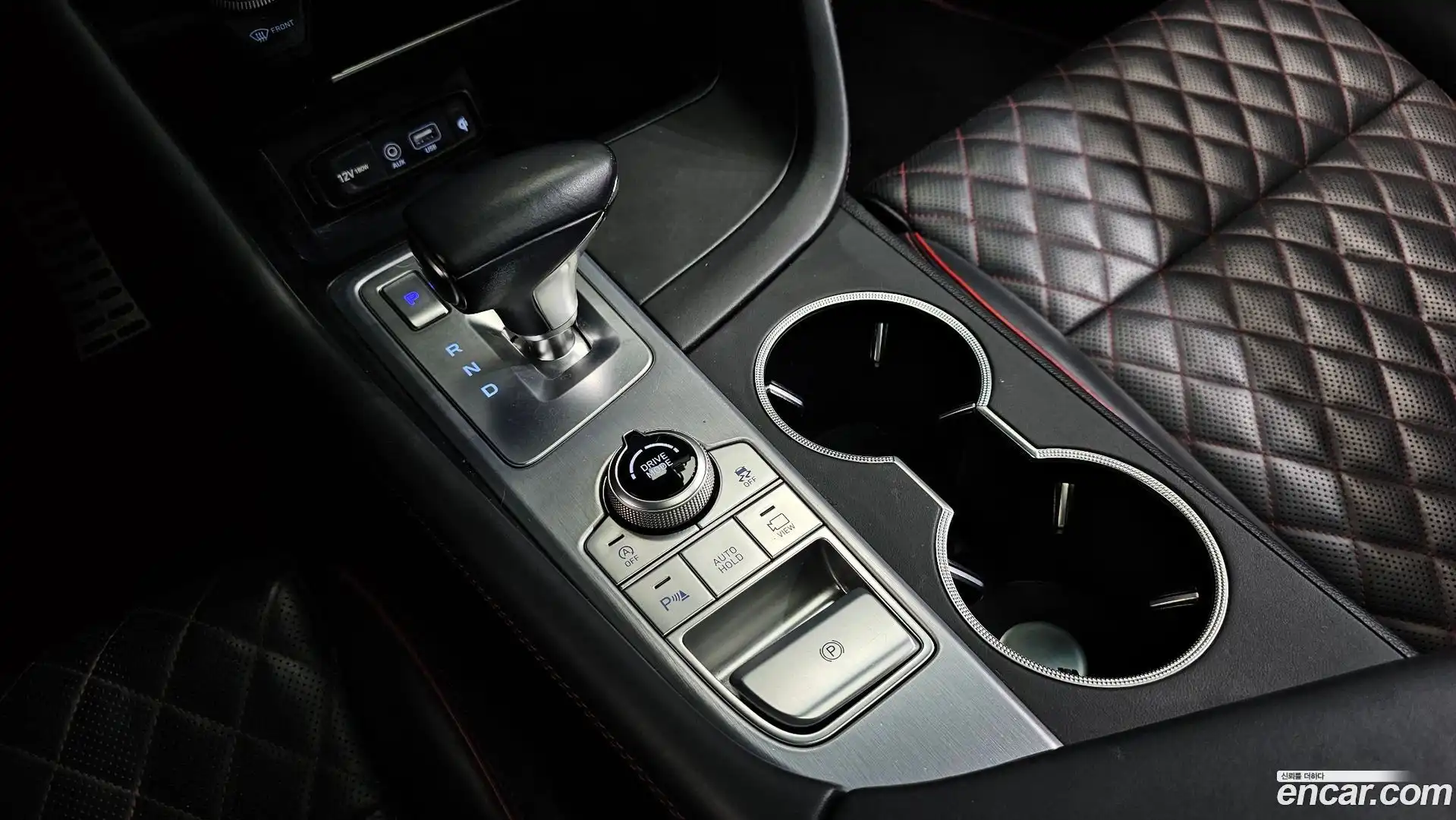 G70 Genesis 2018.1-INNER-009