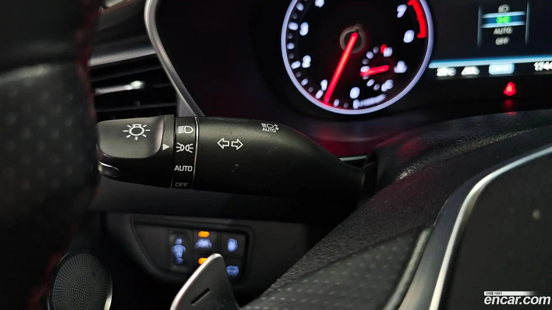 G70 Genesis 2018.1-OPTION-040