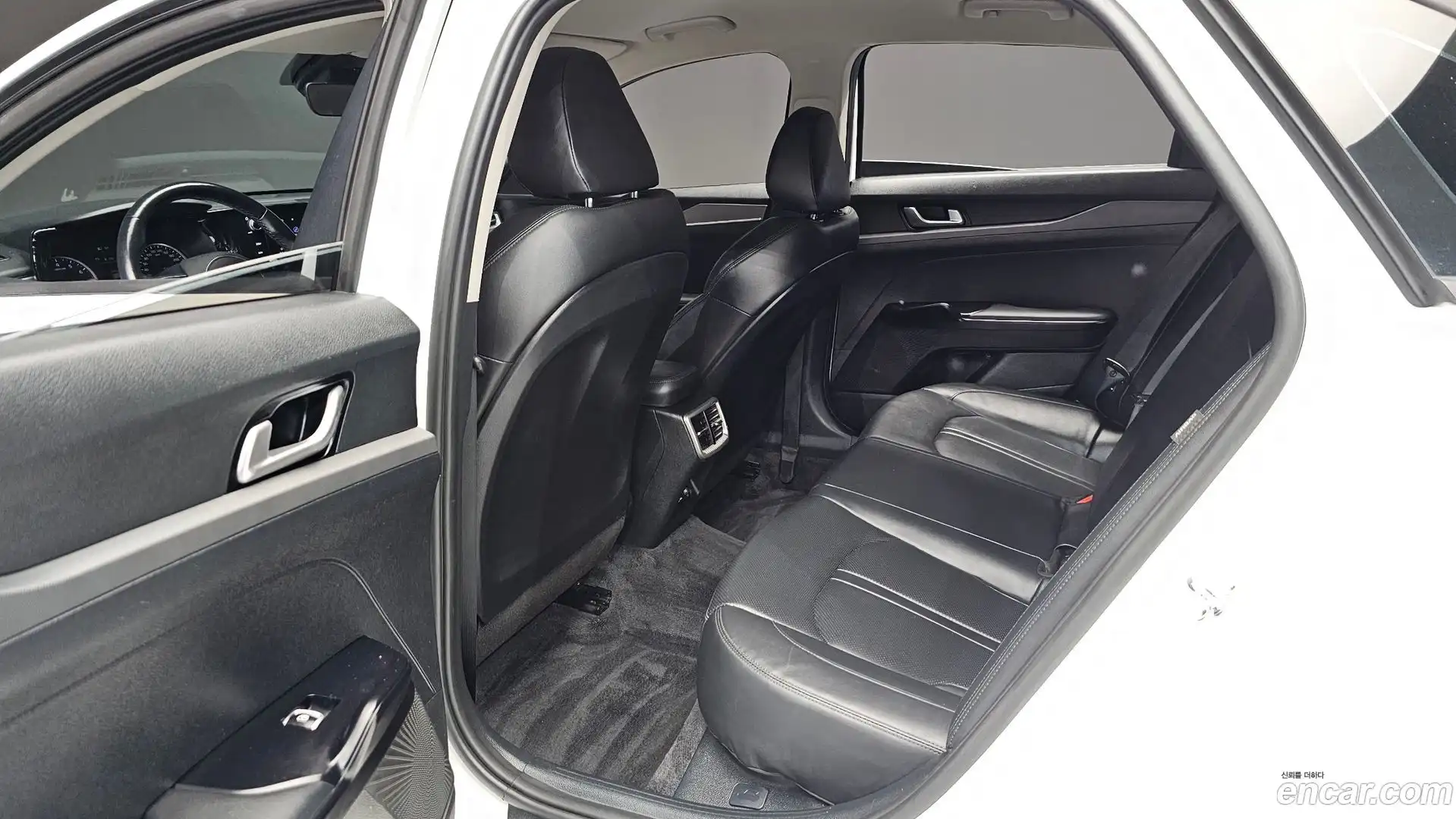 K5 Kia 2022.4-OPTION-015