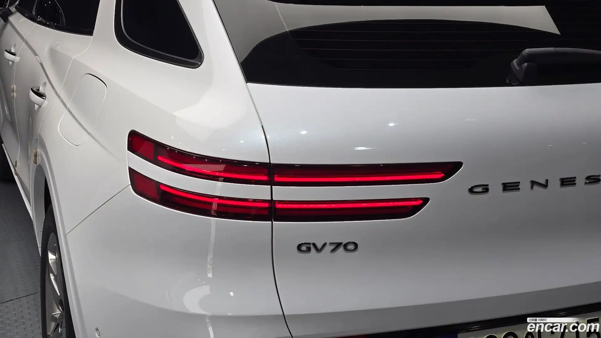 GV70 Genesis 2022.0-OUTER-033