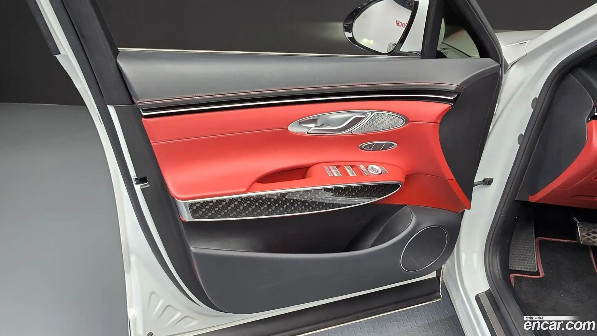 GV70 Genesis 2022.0-INNER-034