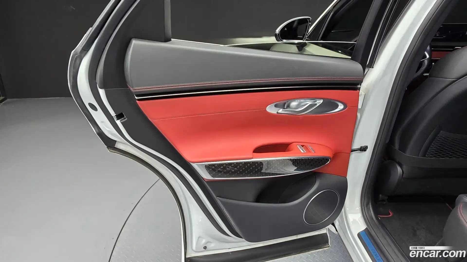 GV70 Genesis 2022.0-INNER-035