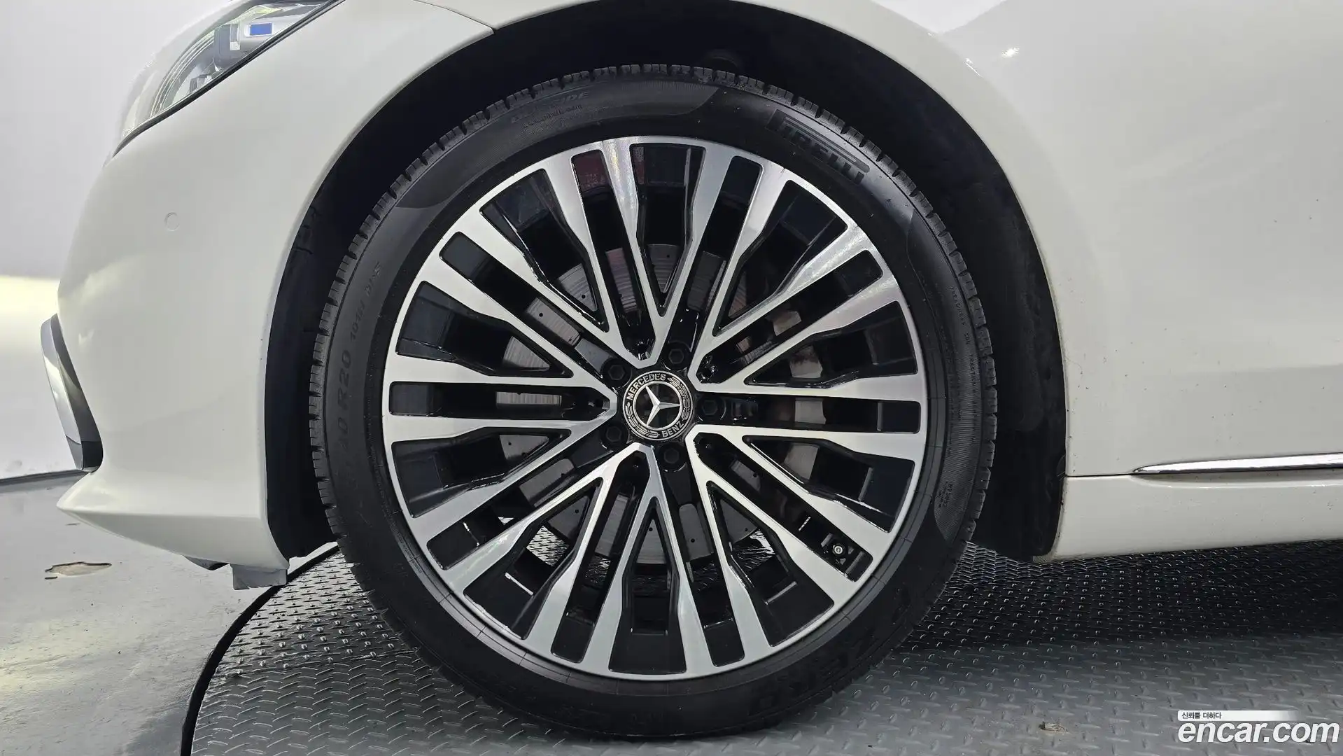 S-Class Mercedes-Benz 2023.1-OUTER-005