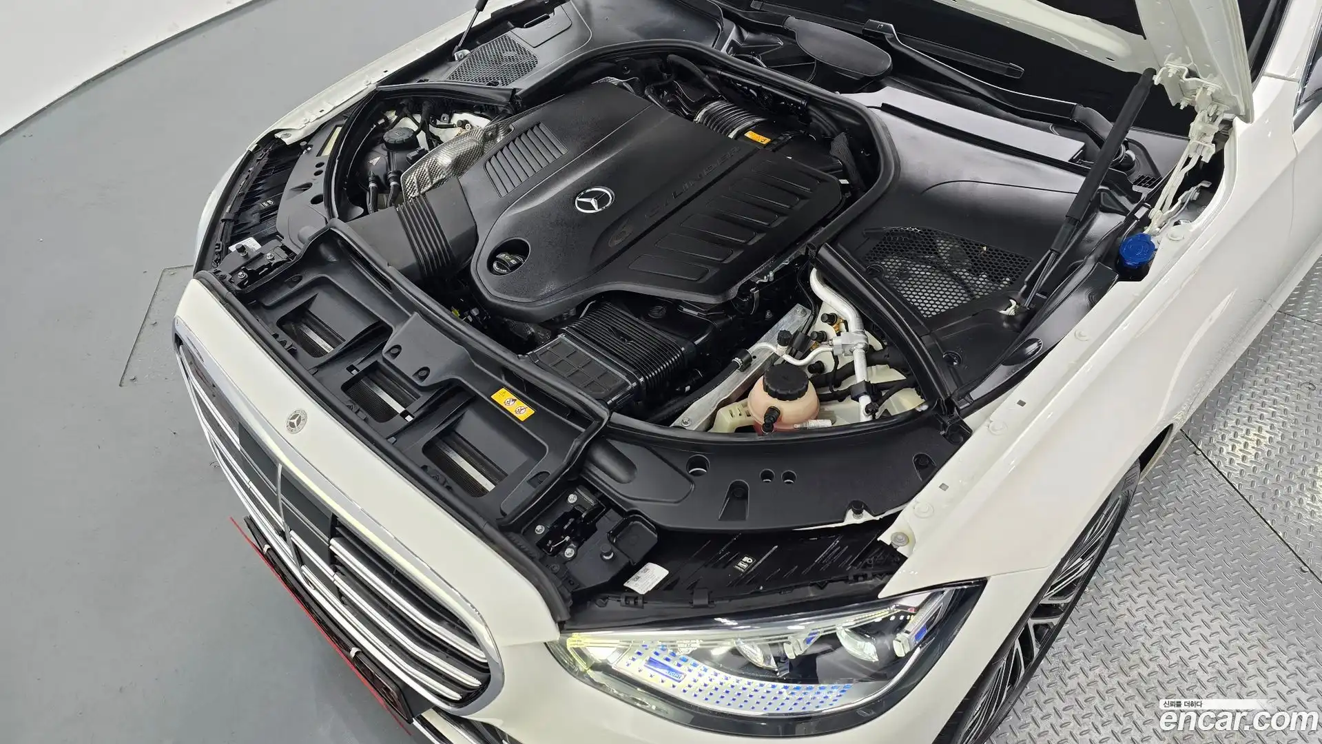 S-Class Mercedes-Benz 2023.1-OUTER-006