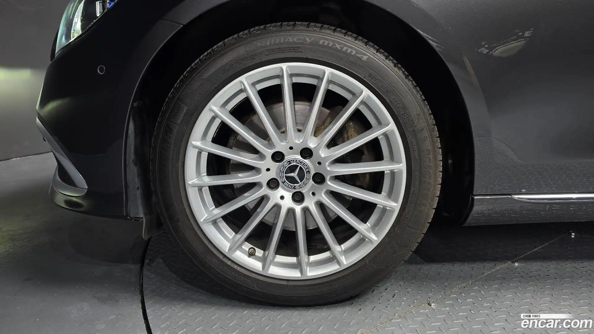 E-Class Mercedes-Benz 2021.2-OUTER-005