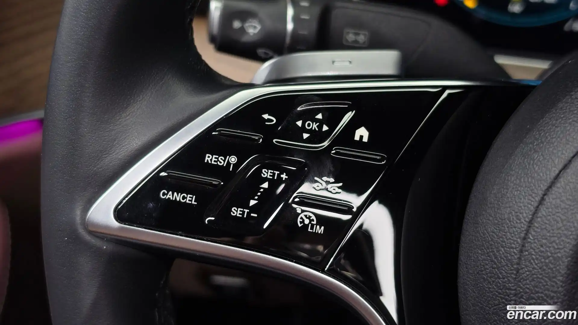 E-Class Mercedes-Benz 2021.2-OPTION-017