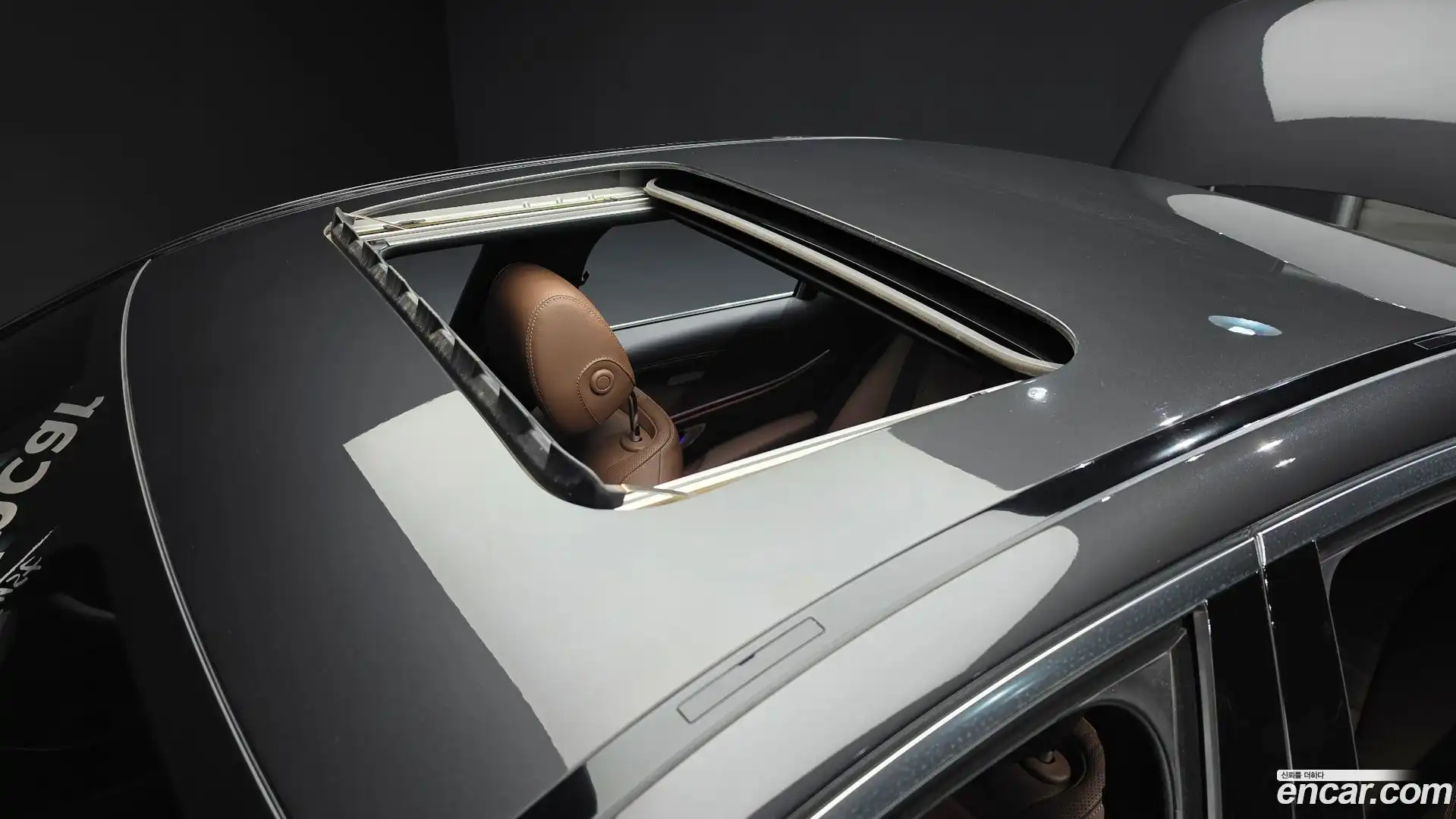 E-Class Mercedes-Benz 2021.2-OPTION-021