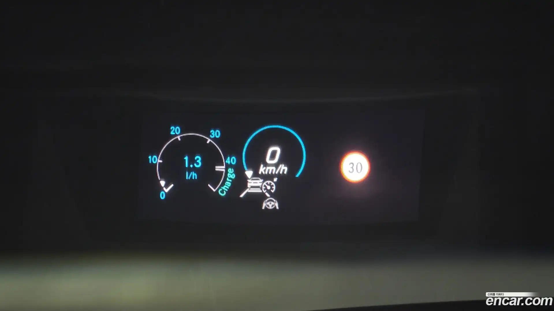 E-Class Mercedes-Benz 2021.2-OPTION-022