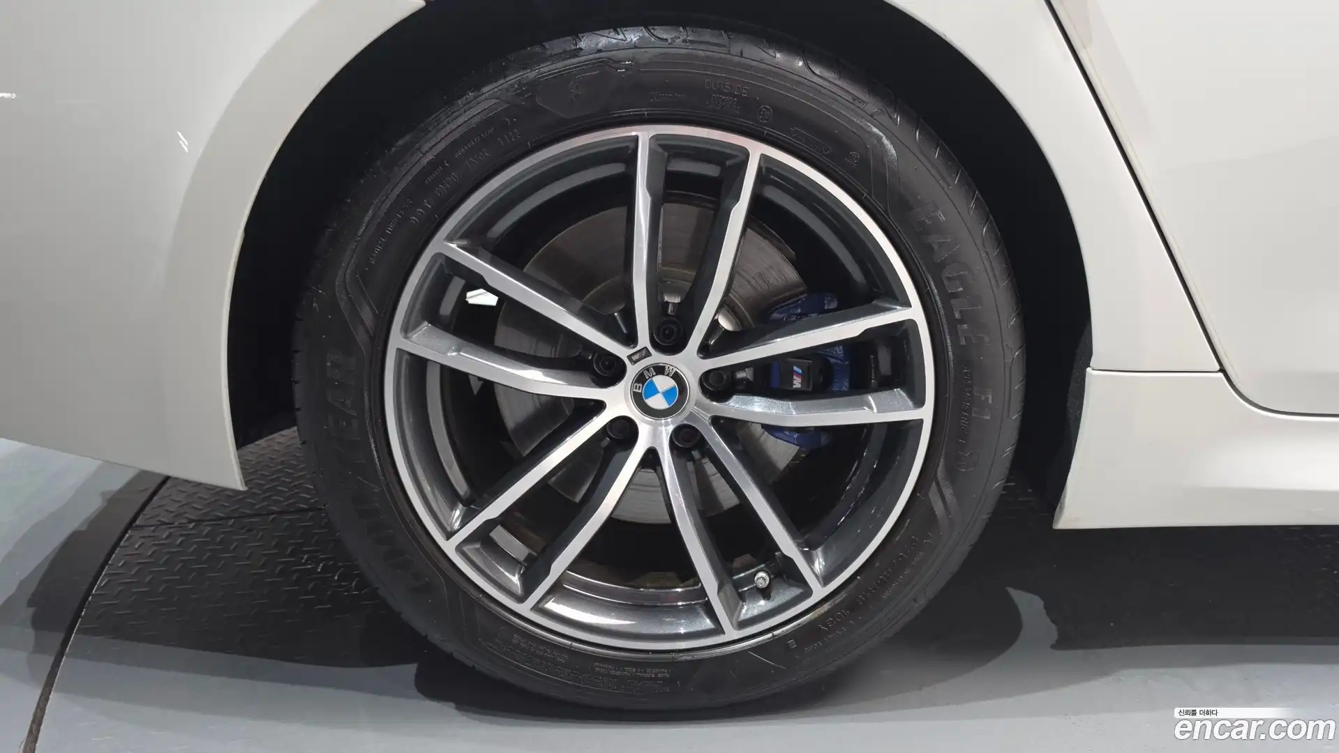 5-Series BMW 2022.10-OUTER-005