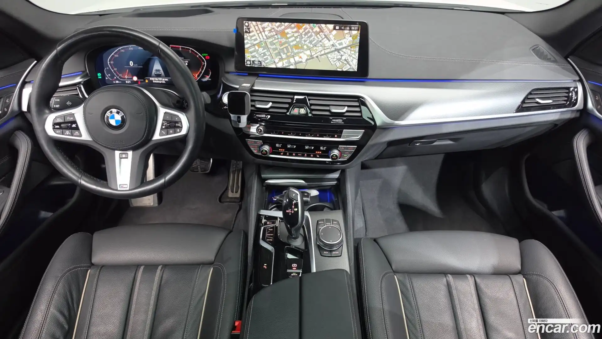 5-Series BMW 2022.10-INNER-007