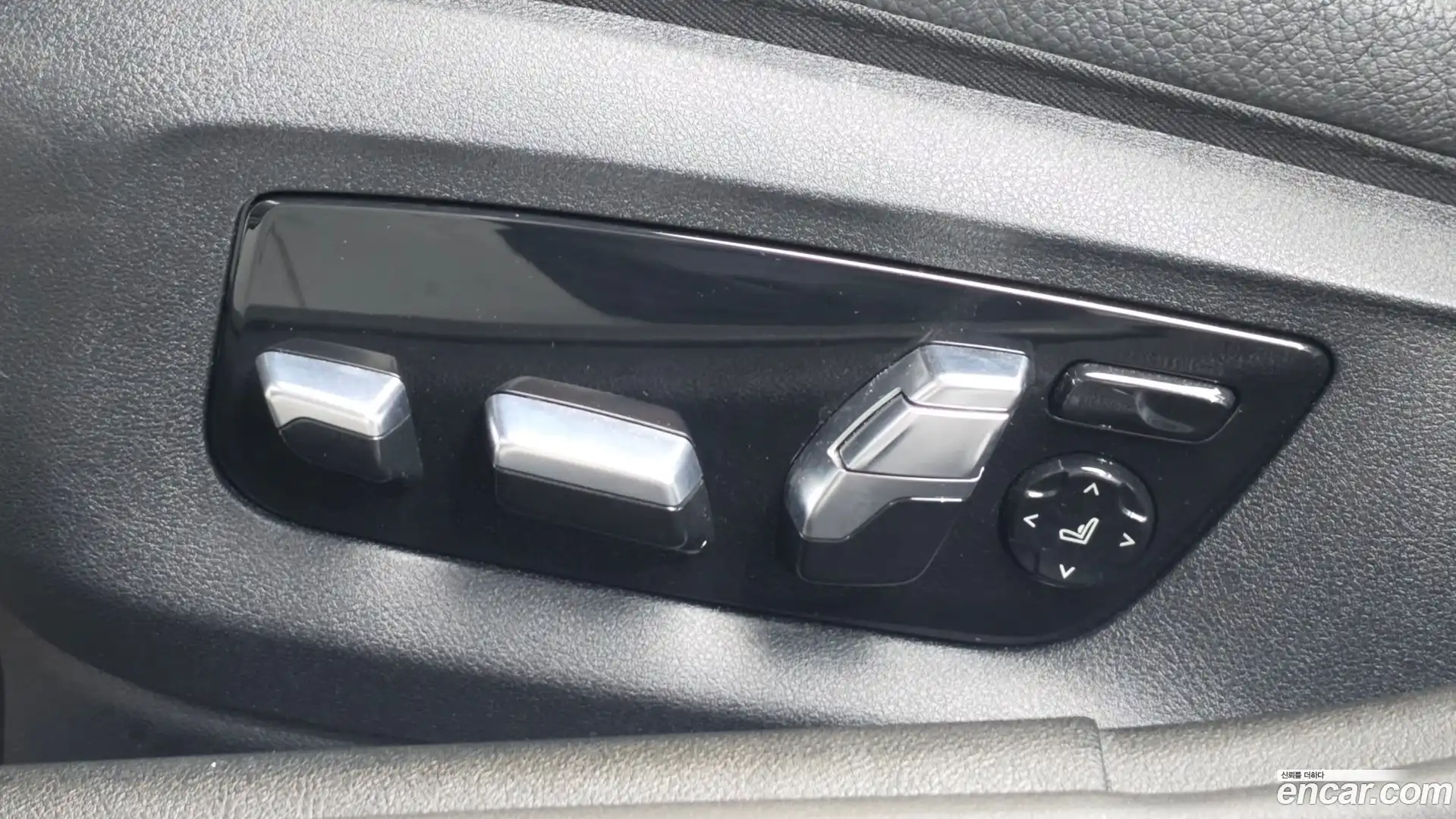 5-Series BMW 2022.10-OPTION-044