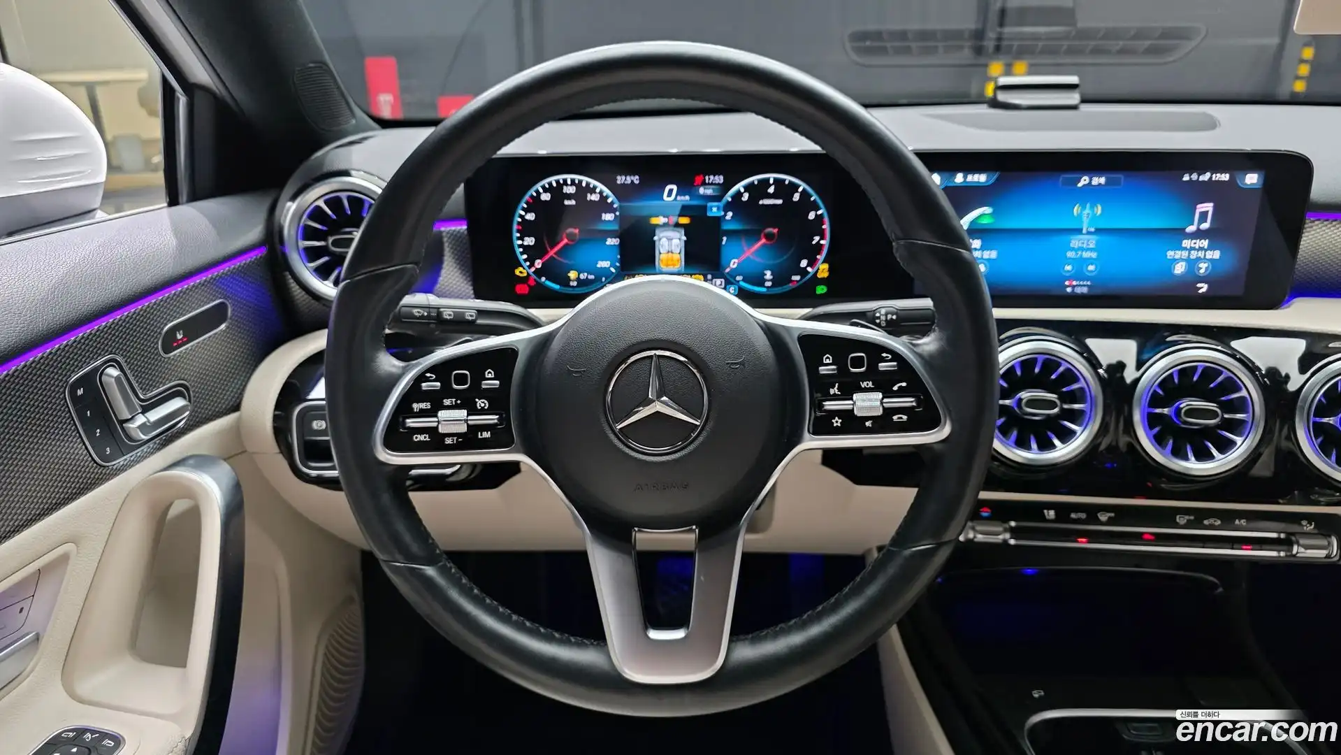 A-Class Mercedes-Benz 2022.9-OPTION-017