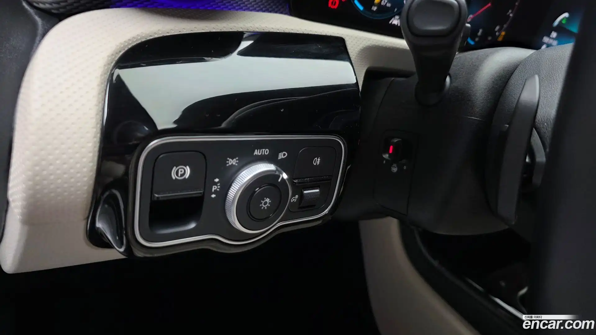 A-Class Mercedes-Benz 2022.9-OPTION-023