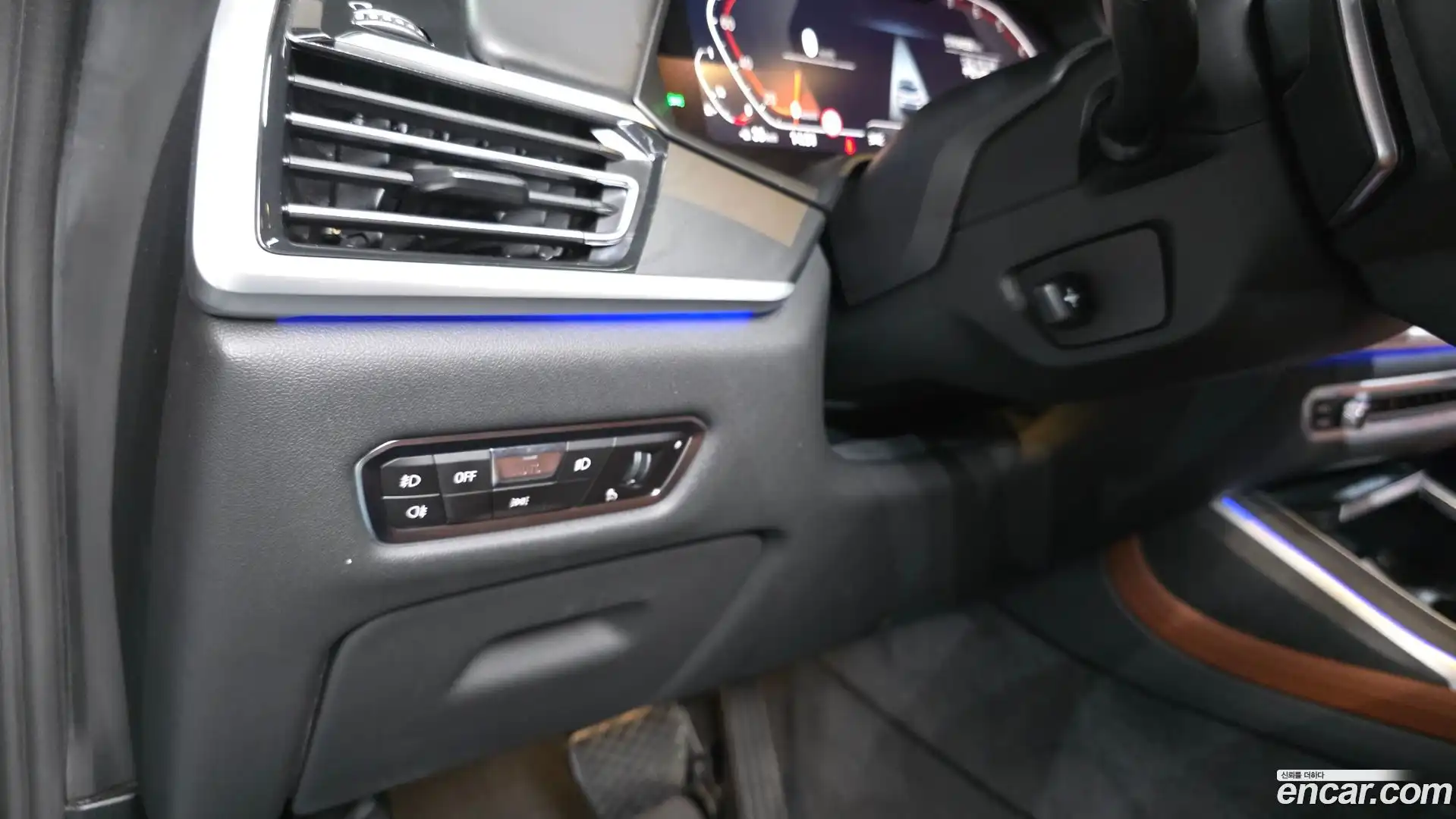 X7 BMW 2021.5-OPTION-040